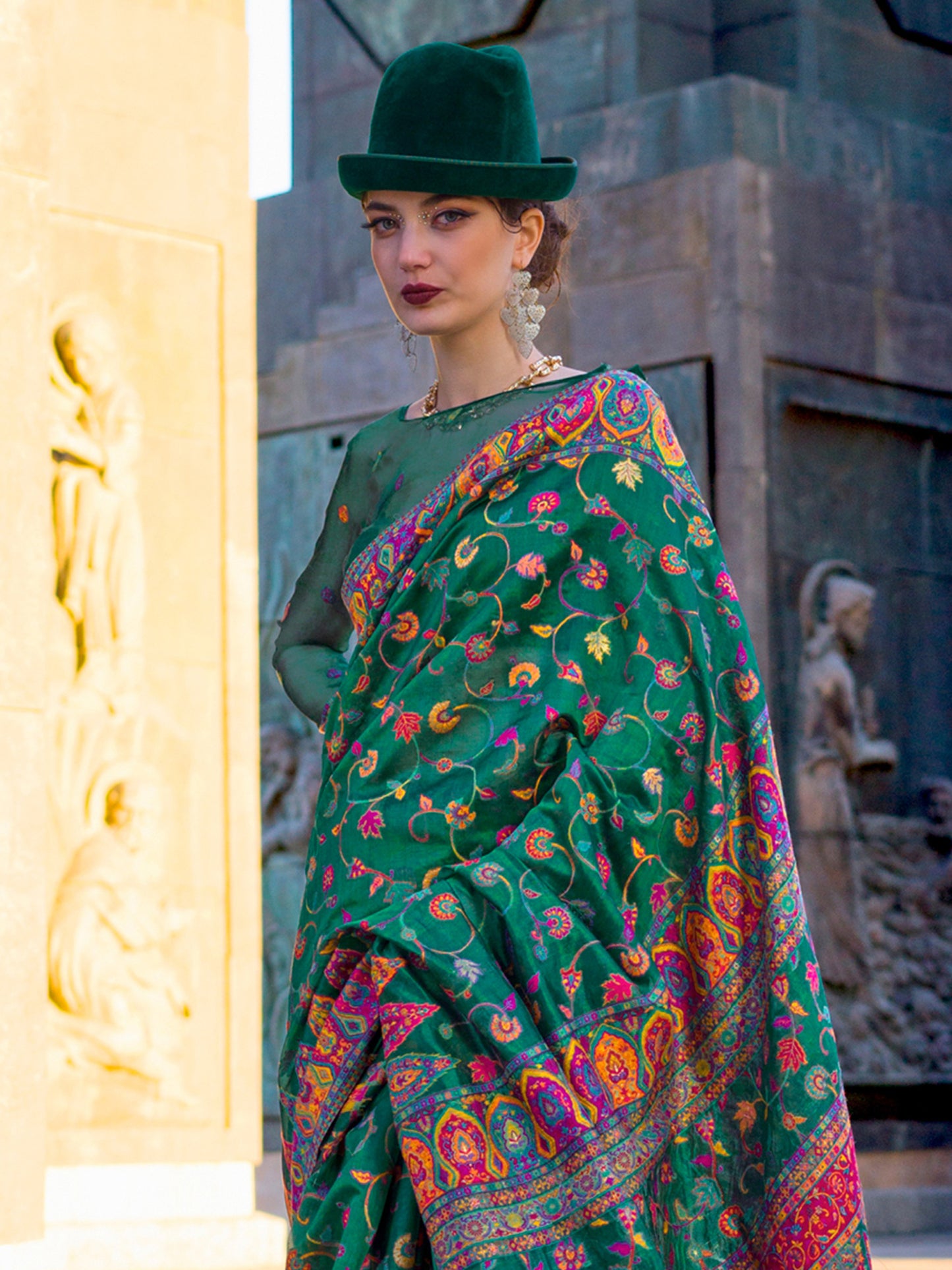 Women's Organza Green Woven Design Designer Saree With Blouse Piece