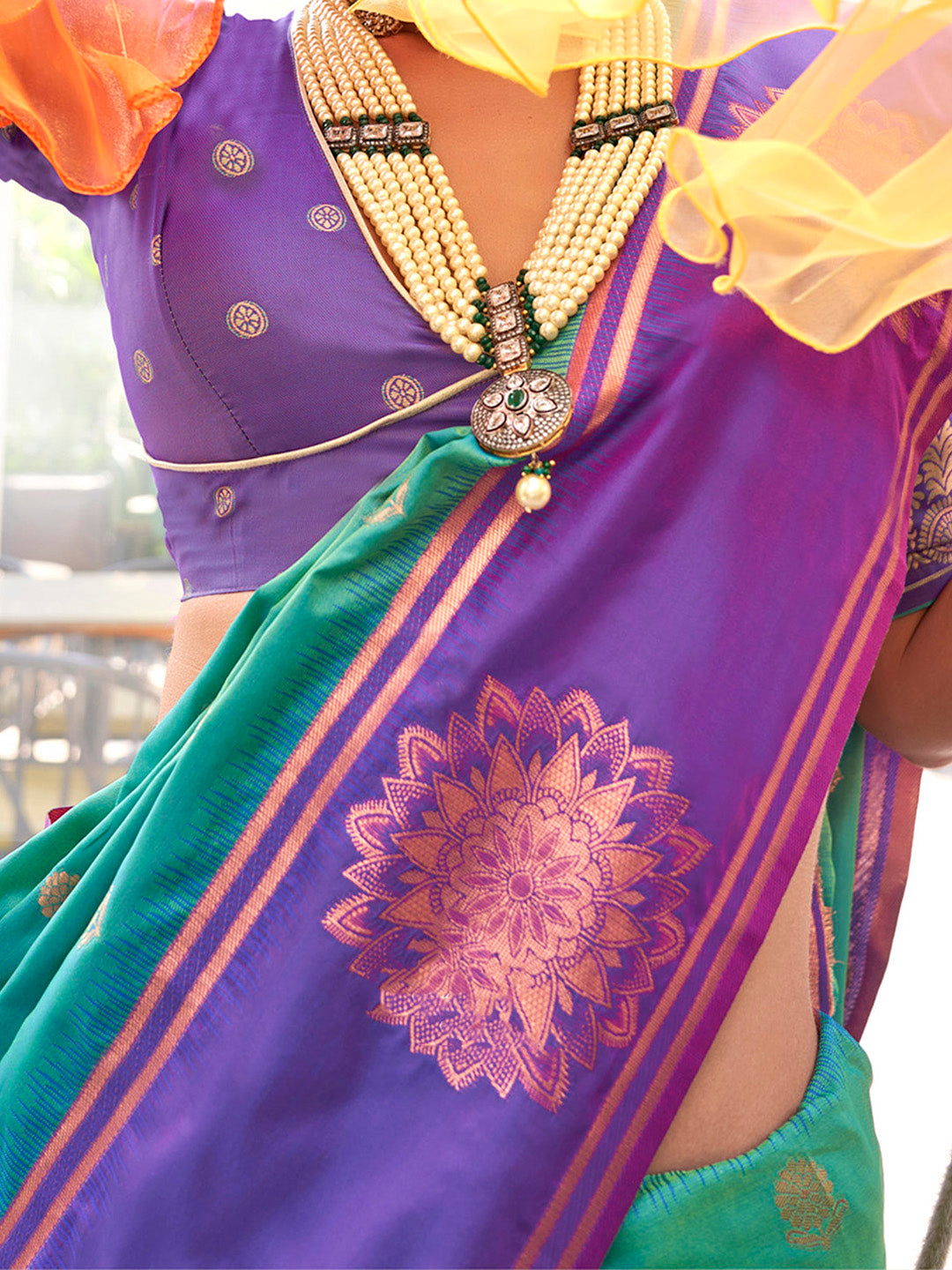 Women's Silk Blend Purple Woven Design Designer Saree With Blouse Piece