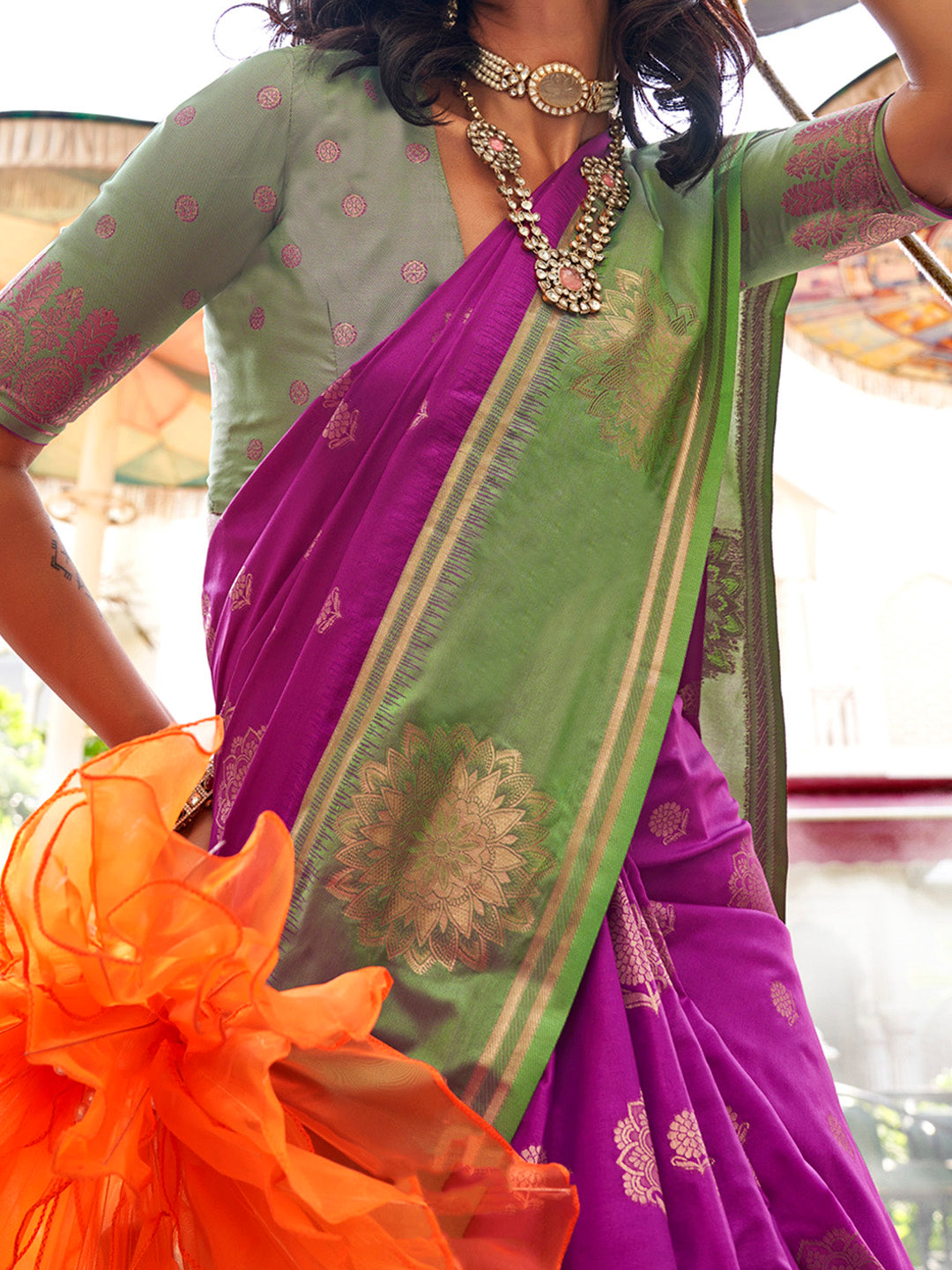 Women's Silk Blend Light Green Woven Design Designer Saree With Blouse Piece