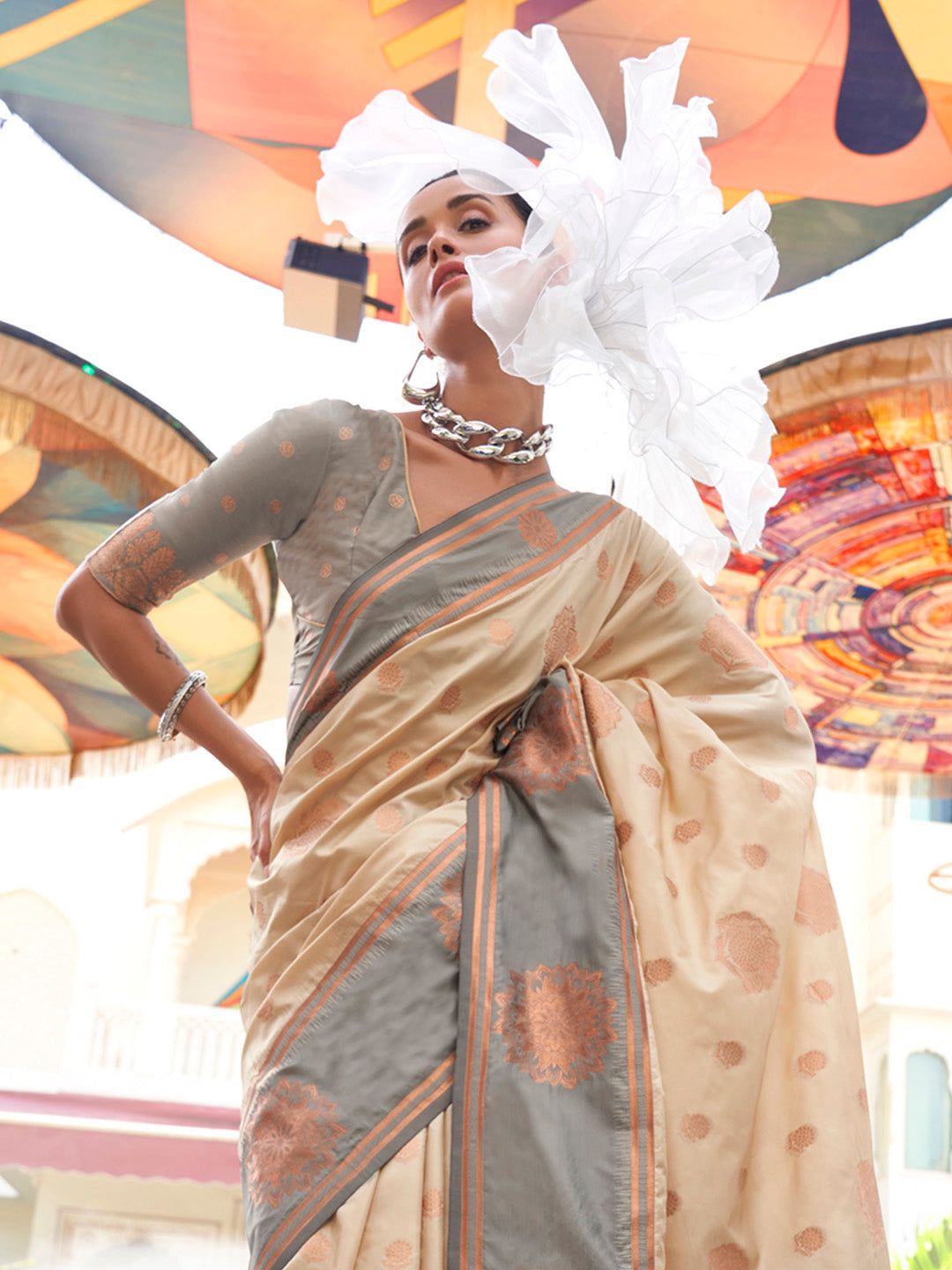 Women's Silk Blend Grey Woven Design Designer Saree With Blouse Piece