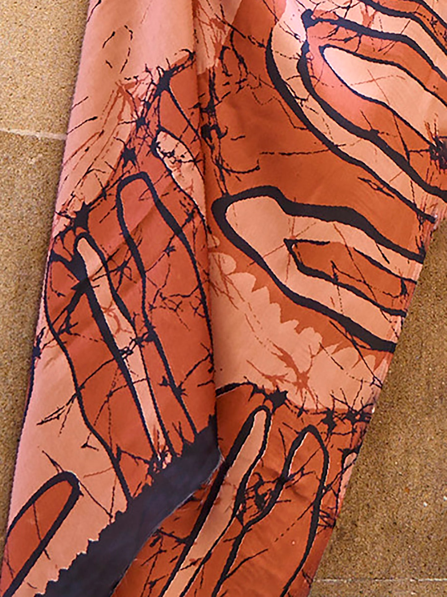 Women's Crepe Brown Digital Print Designer Saree With Blouse Piece