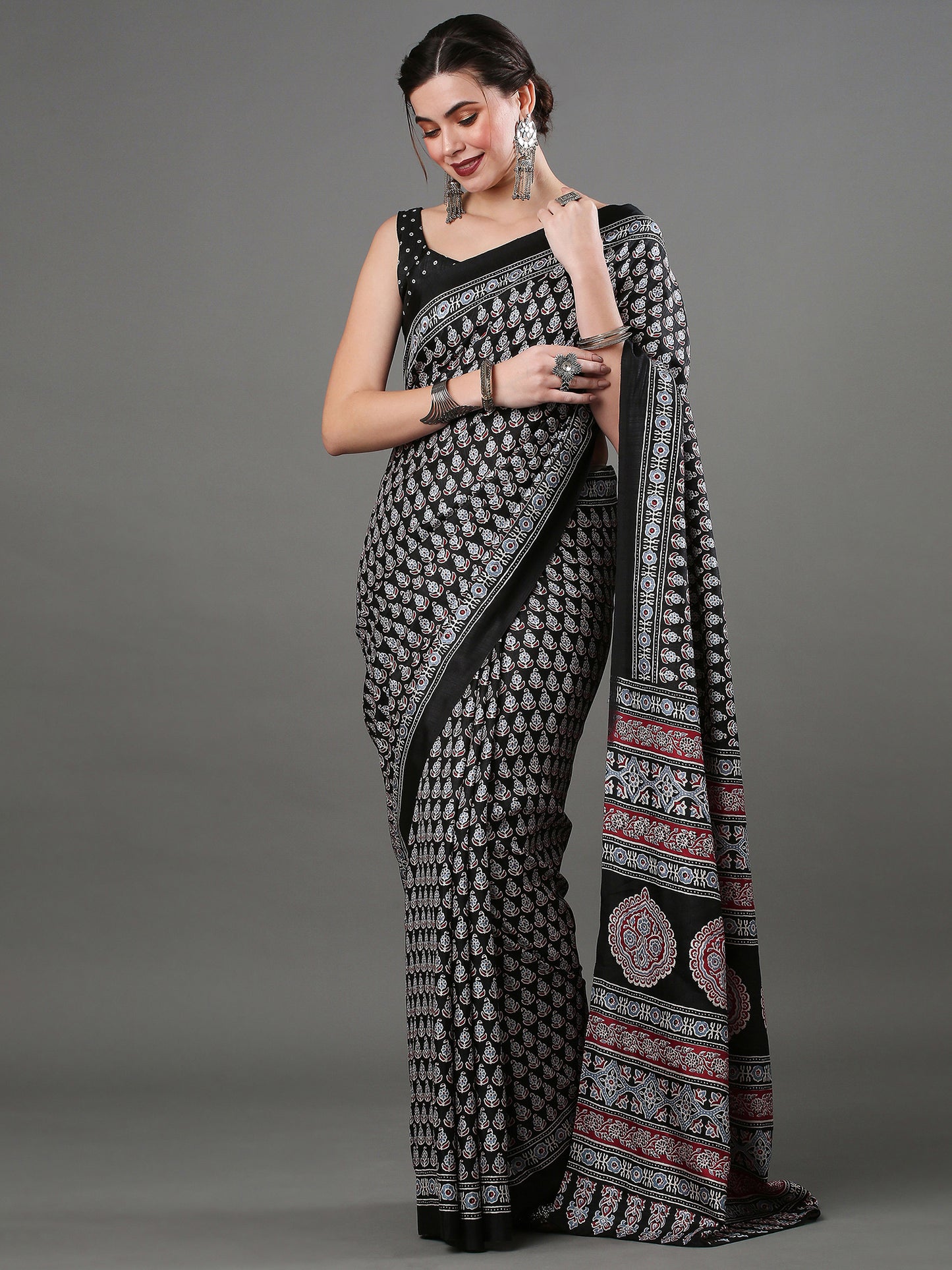 Women's Dola Silk Black Digital Print Designer Saree With Blouse Piece