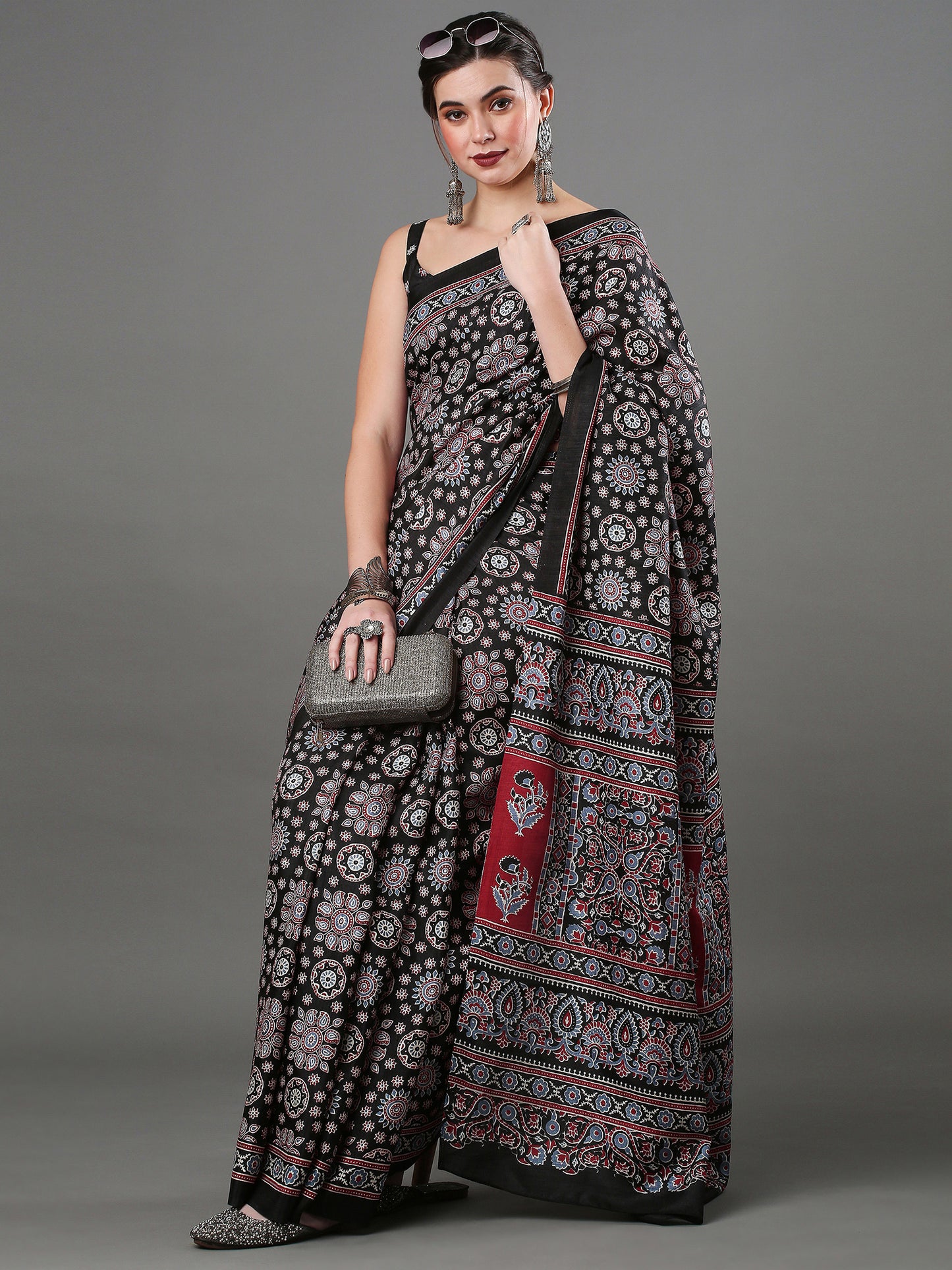 Women's Dola Silk Black Digital Print Designer Saree With Blouse Piece