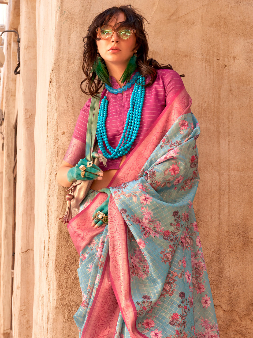 Women's Georgette Pink Woven Design Designer Saree With Blouse Piece