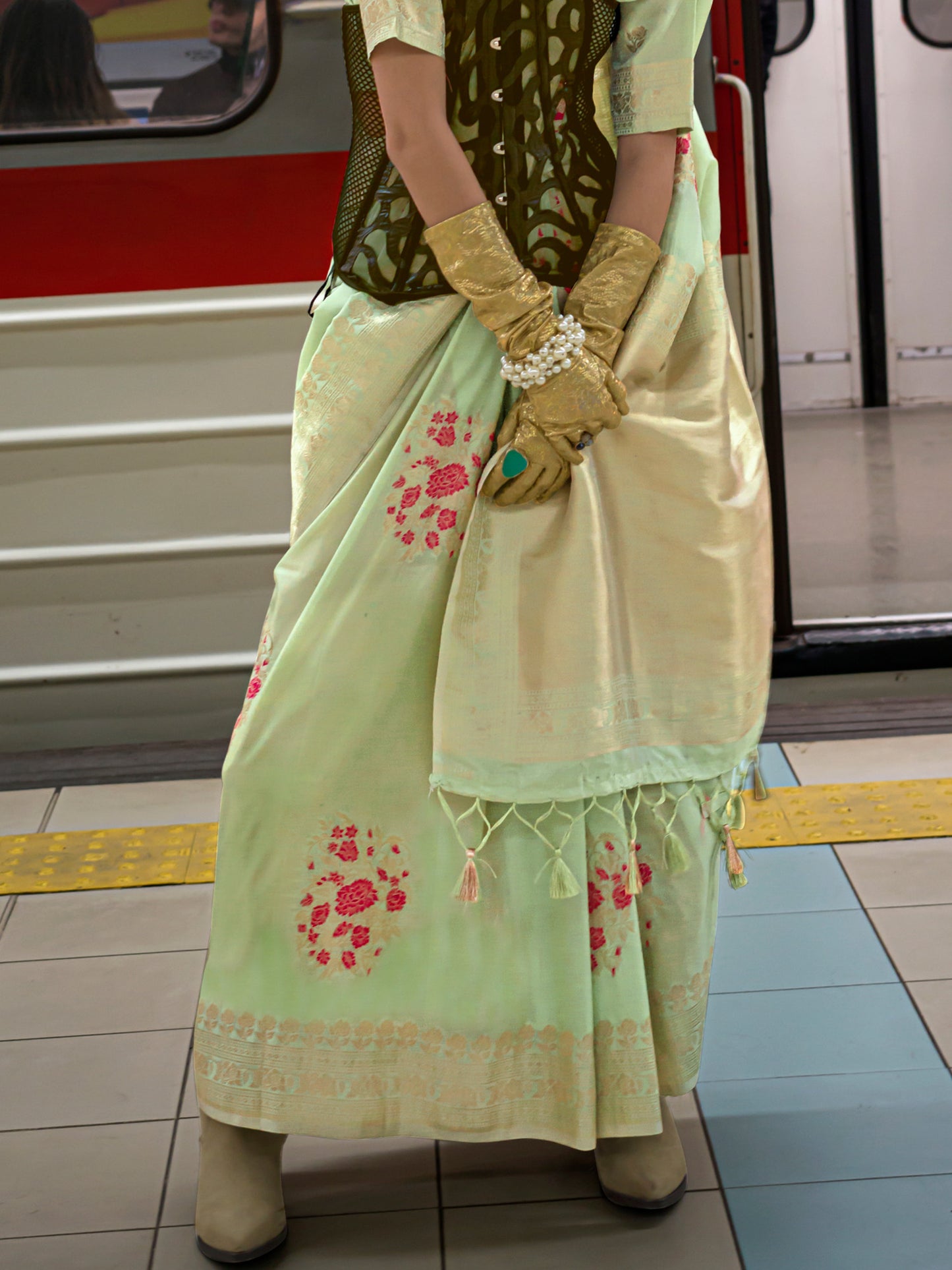 Women's Silk Blend Light Green Woven Design Designer Saree With Blouse Piece