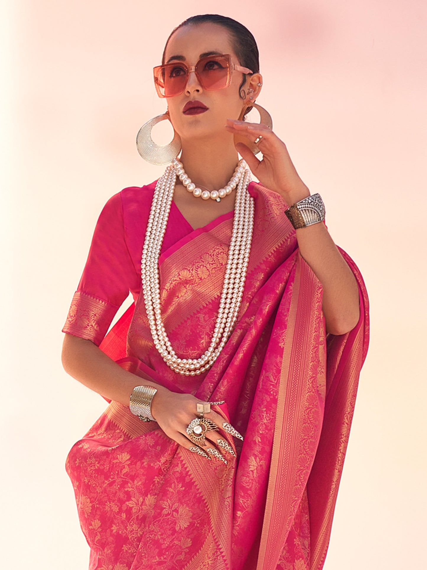 Women's Kanjeevaram Silk Pink Woven Design Designer Saree With Blouse Piece