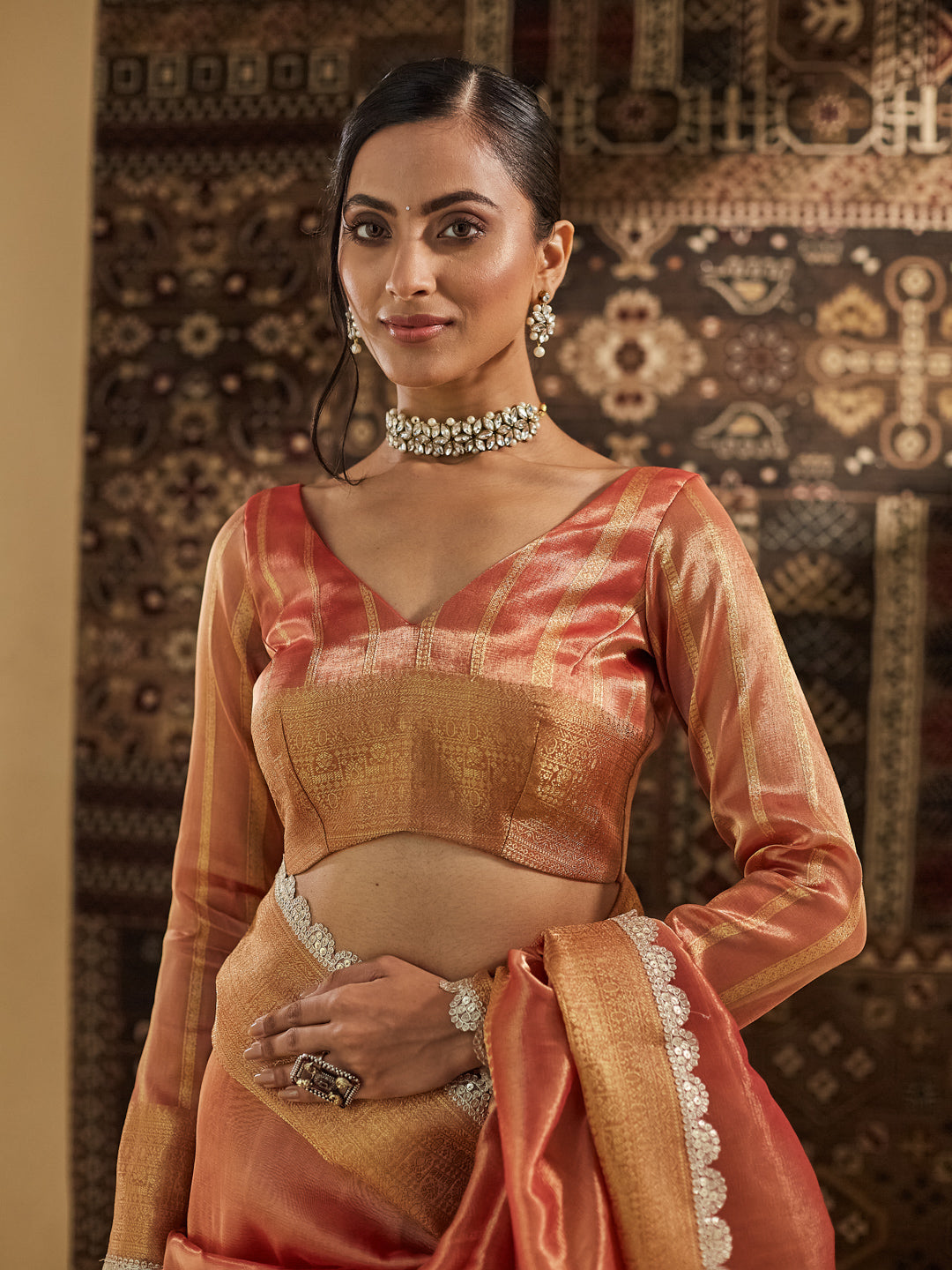 Dhiyona KS Women's Woven Design Embellished Saree