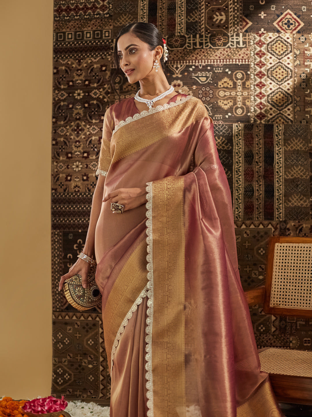 Dhiyona KS Women's Woven Design Zari Saree