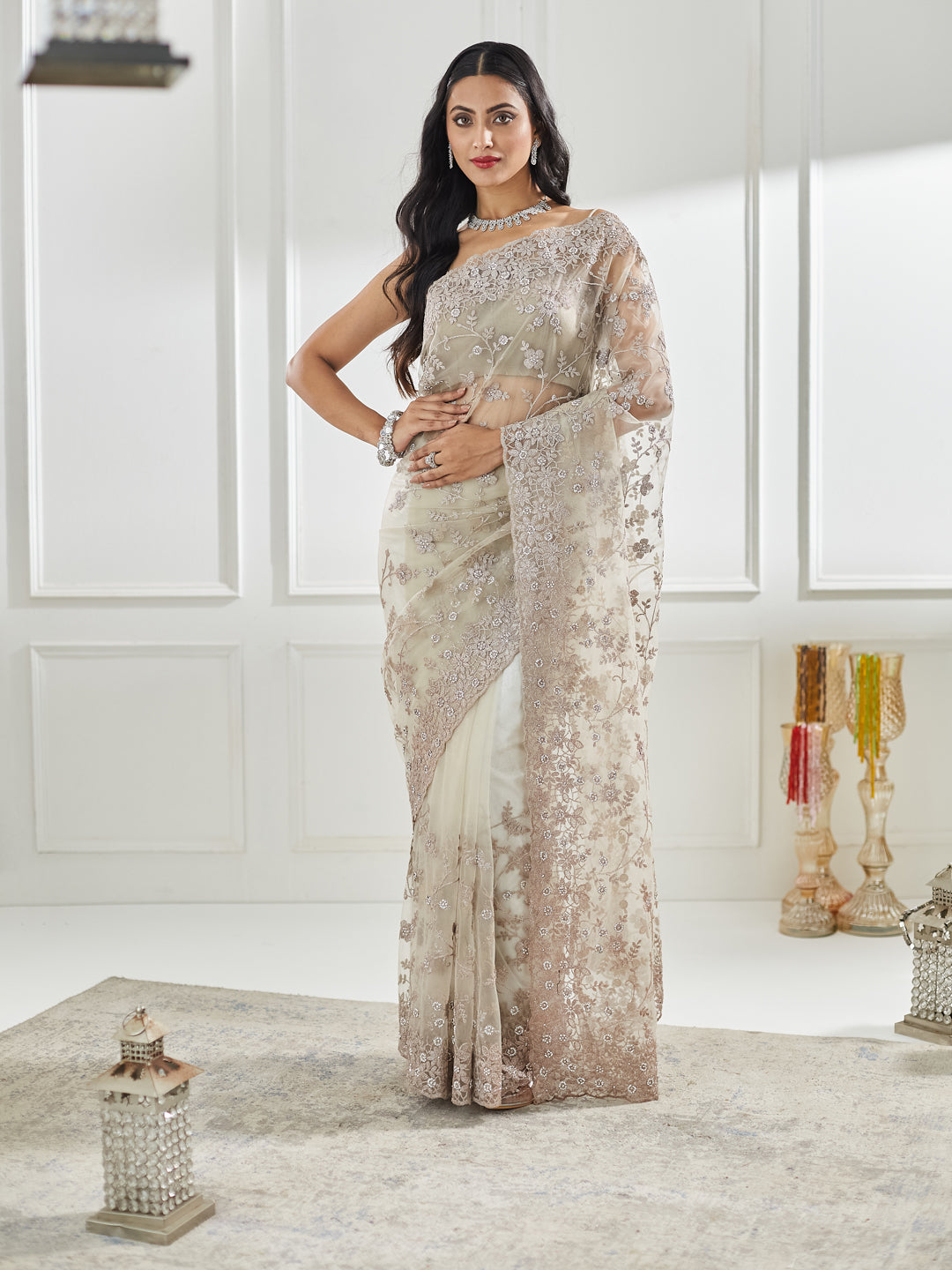 Dhiyona KS Women's Floral Embellished Beads and Stones Net Saree