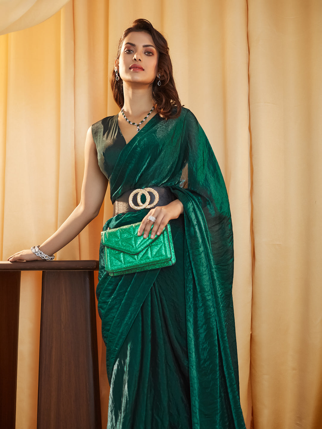 Dhiyona KS Women's women peacock blue solid silk saree