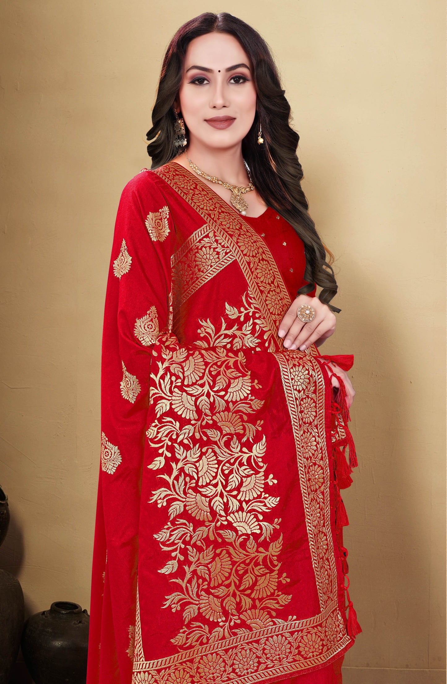 Dhiyona GR Women's Kocham Silk Red Silk Woven Saree