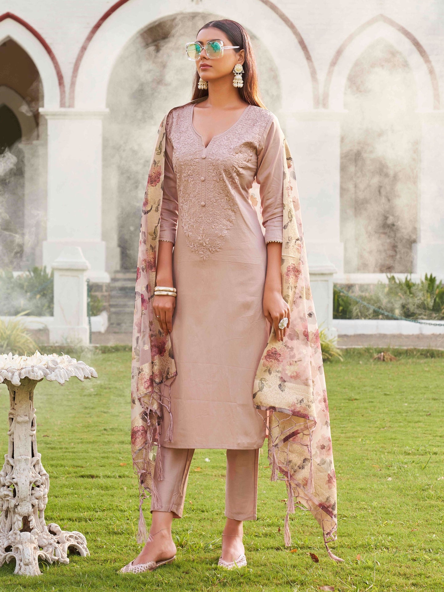 Dhiyona TI Women's Mauve Embroidery Kurta with Organza Dupatta