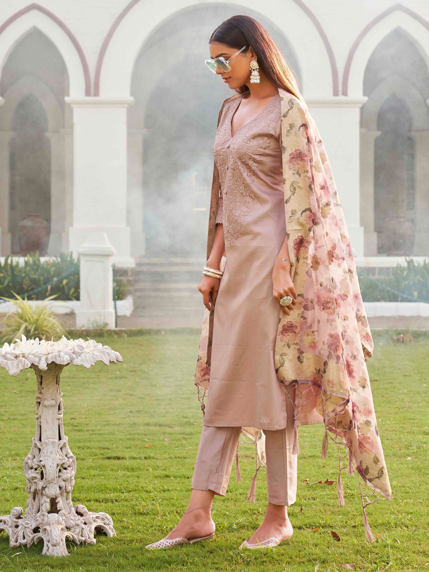 Dhiyona TI Women's Mauve Embroidery Kurta with Organza Dupatta