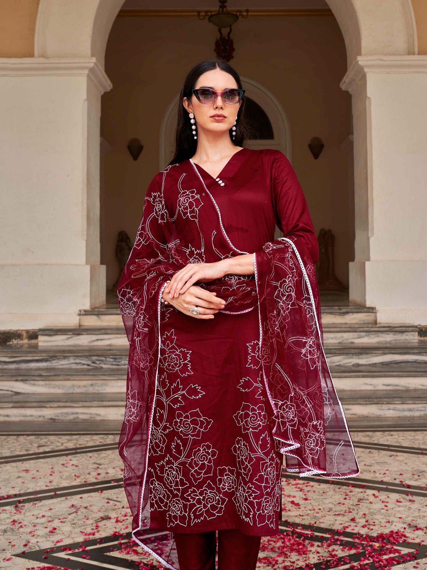 Dhiyona TI Women's Blend White Thready Work Kurta with Pant and Dupatta