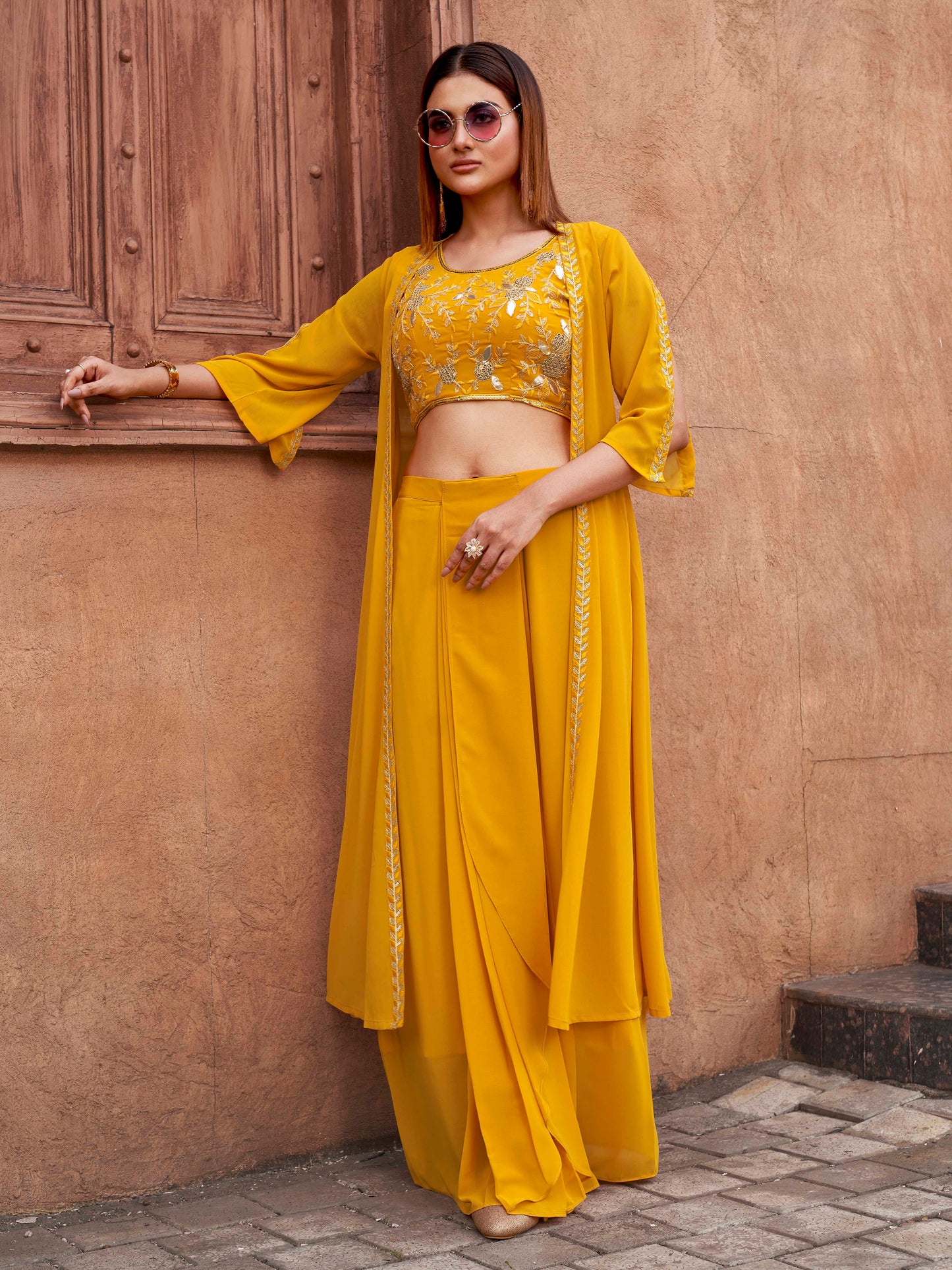 Dhiyona TI Women's Women Yellow Georgette Embroidered Co Ord