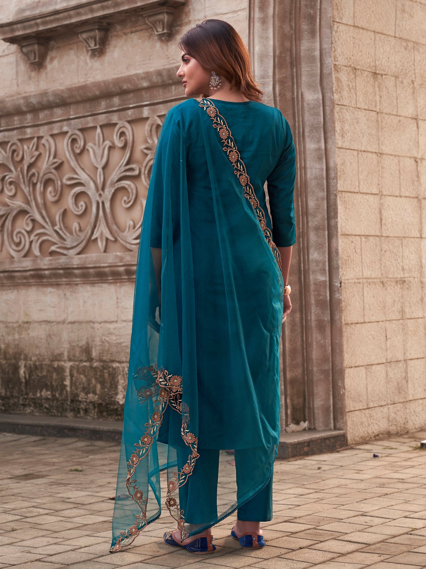 Dhiyona TI Women's Women Teal Cotton Blend Embroidered Kurta with Pant and Dupatta