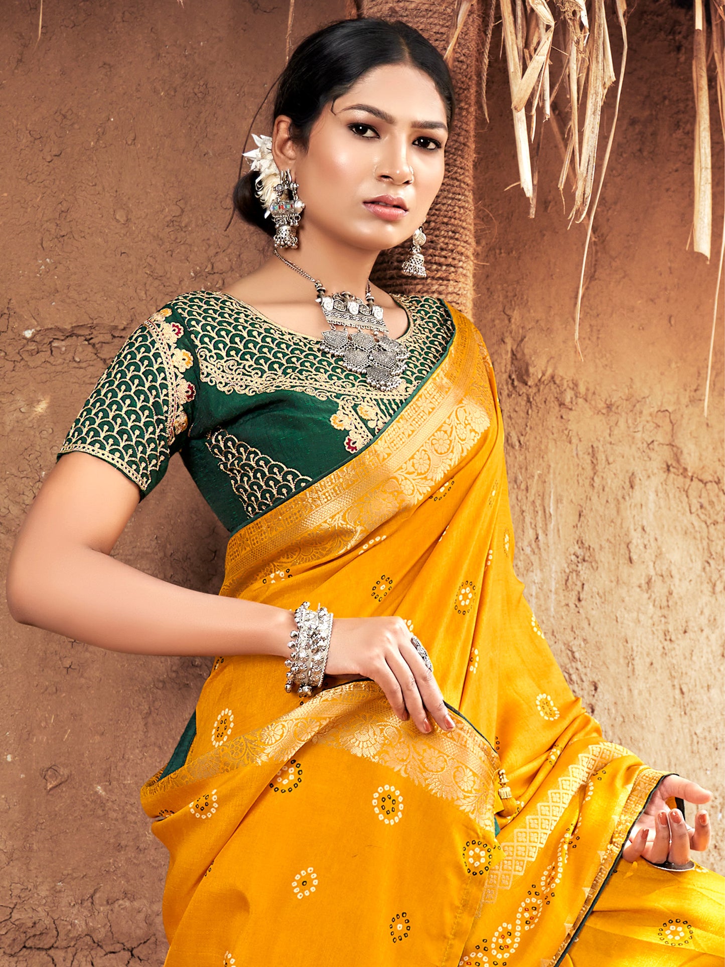Women's Pure Silk Yellow Woven Design Designer Saree With Blouse Piece