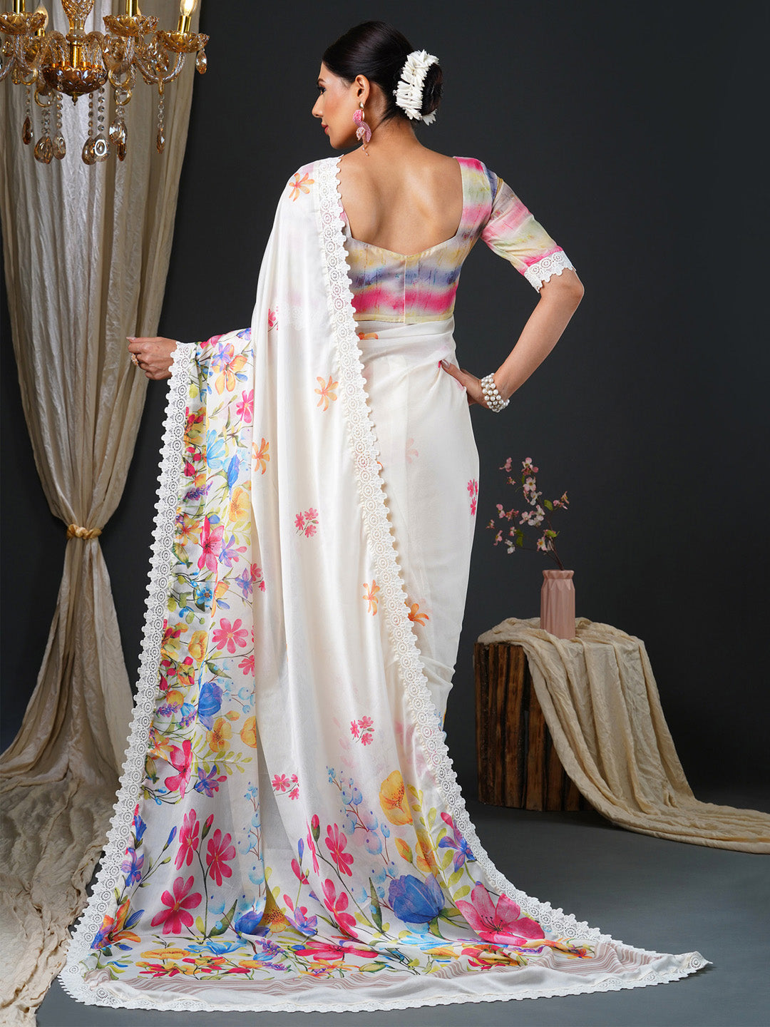 Women's Georgette Multicolored Digital Print Designer Saree With Blouse Piece