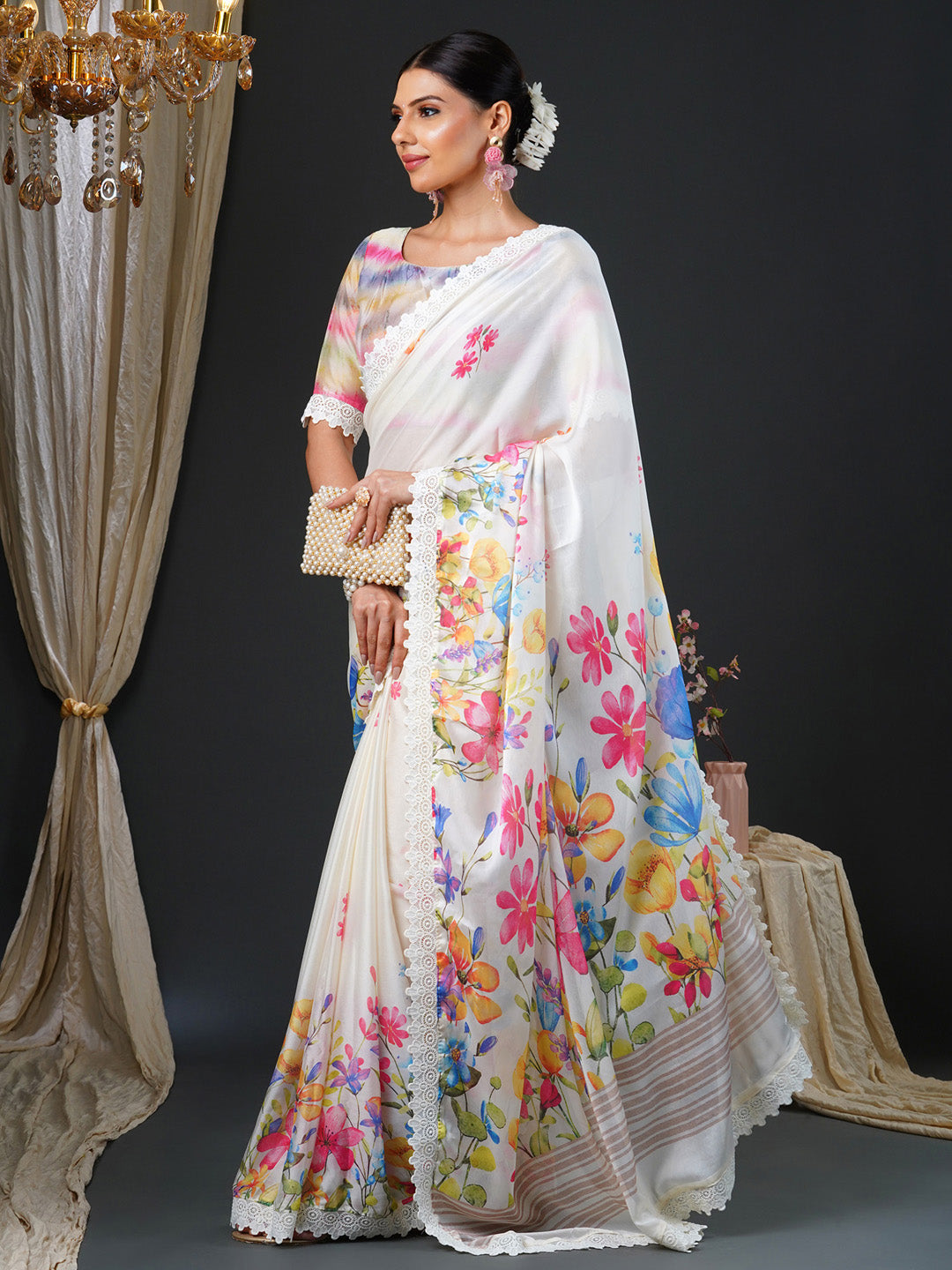Women's Georgette Multicolored Digital Print Designer Saree With Blouse Piece