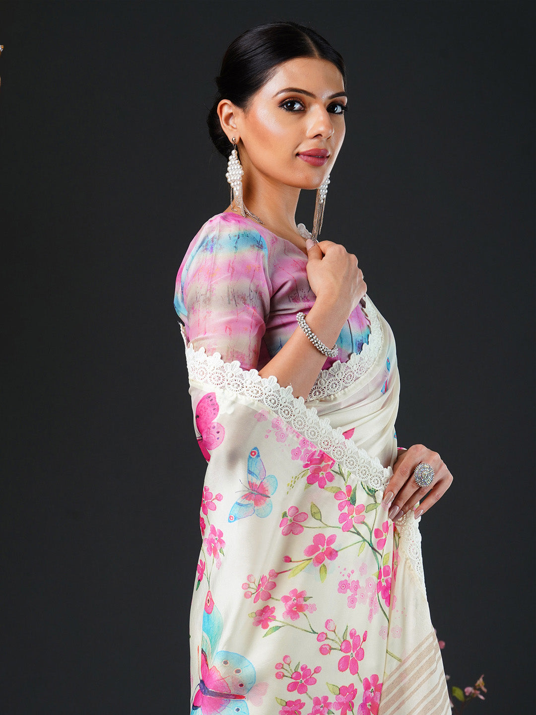 Women's Georgette Multicolored Digital Print Designer Saree With Blouse Piece