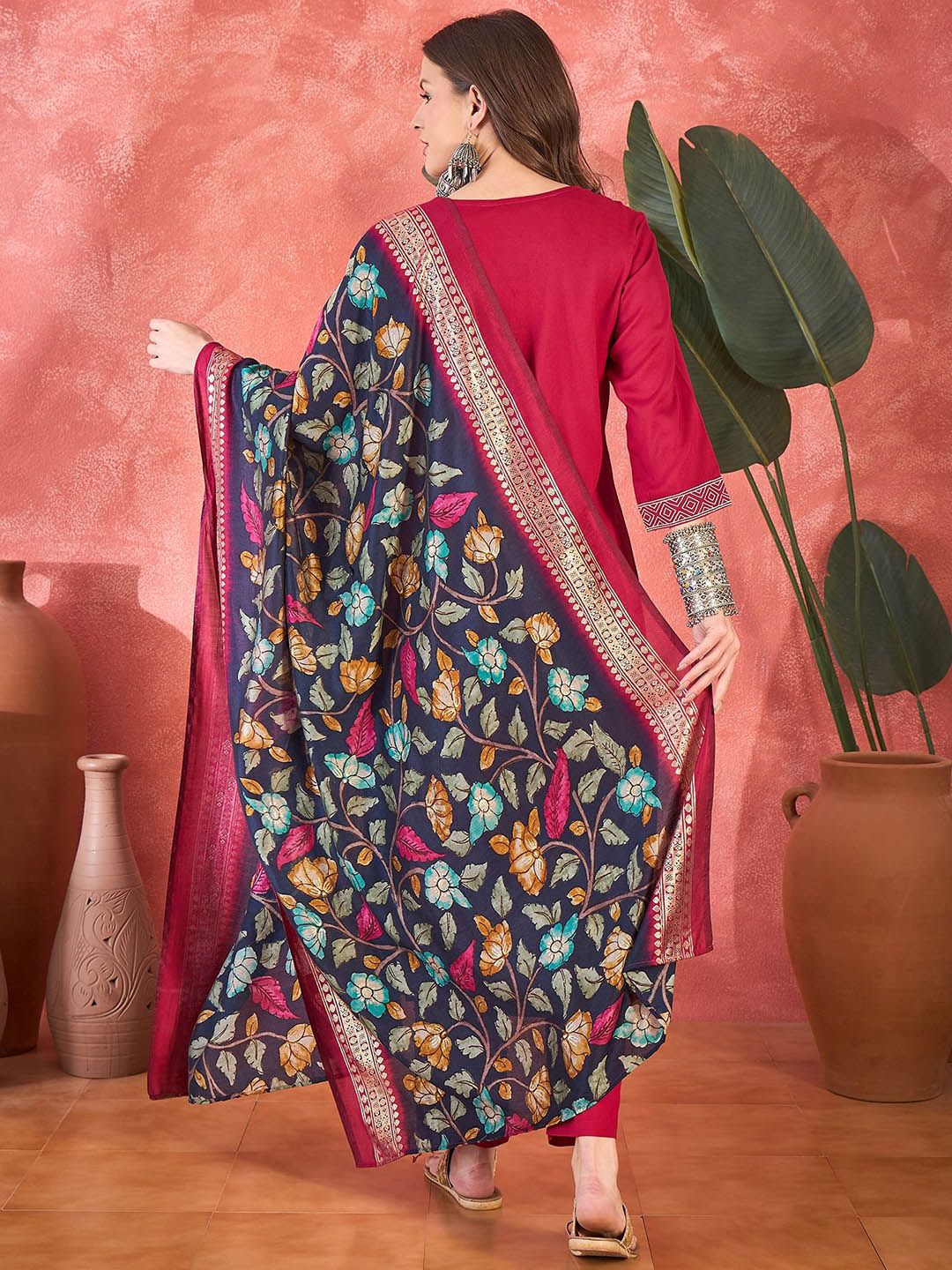 Dhiyona SN Women's Solid Kurta with Trousers & Dupatta