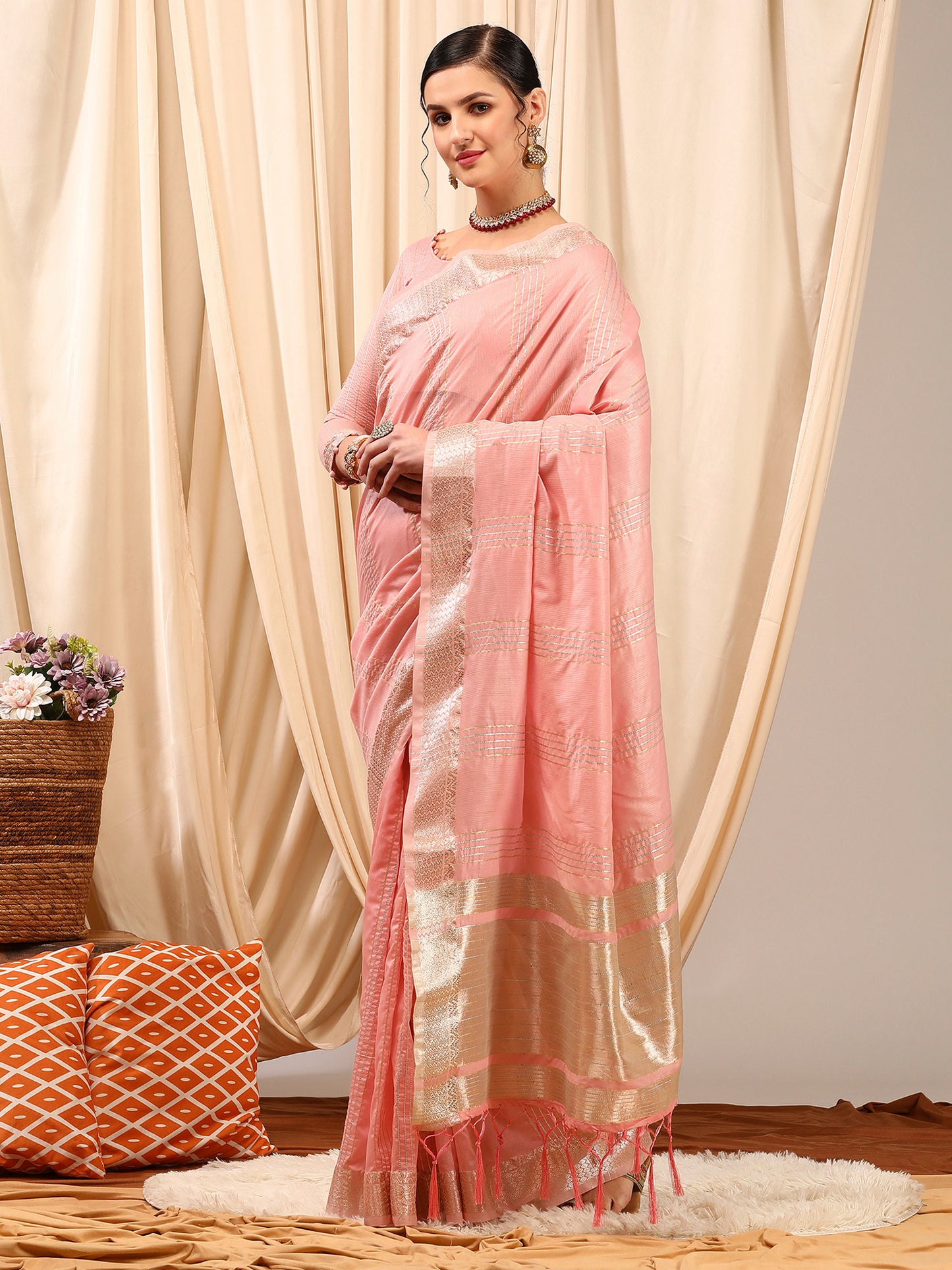 Women's Linen Pink Woven Design Designer Saree With Blouse Piece