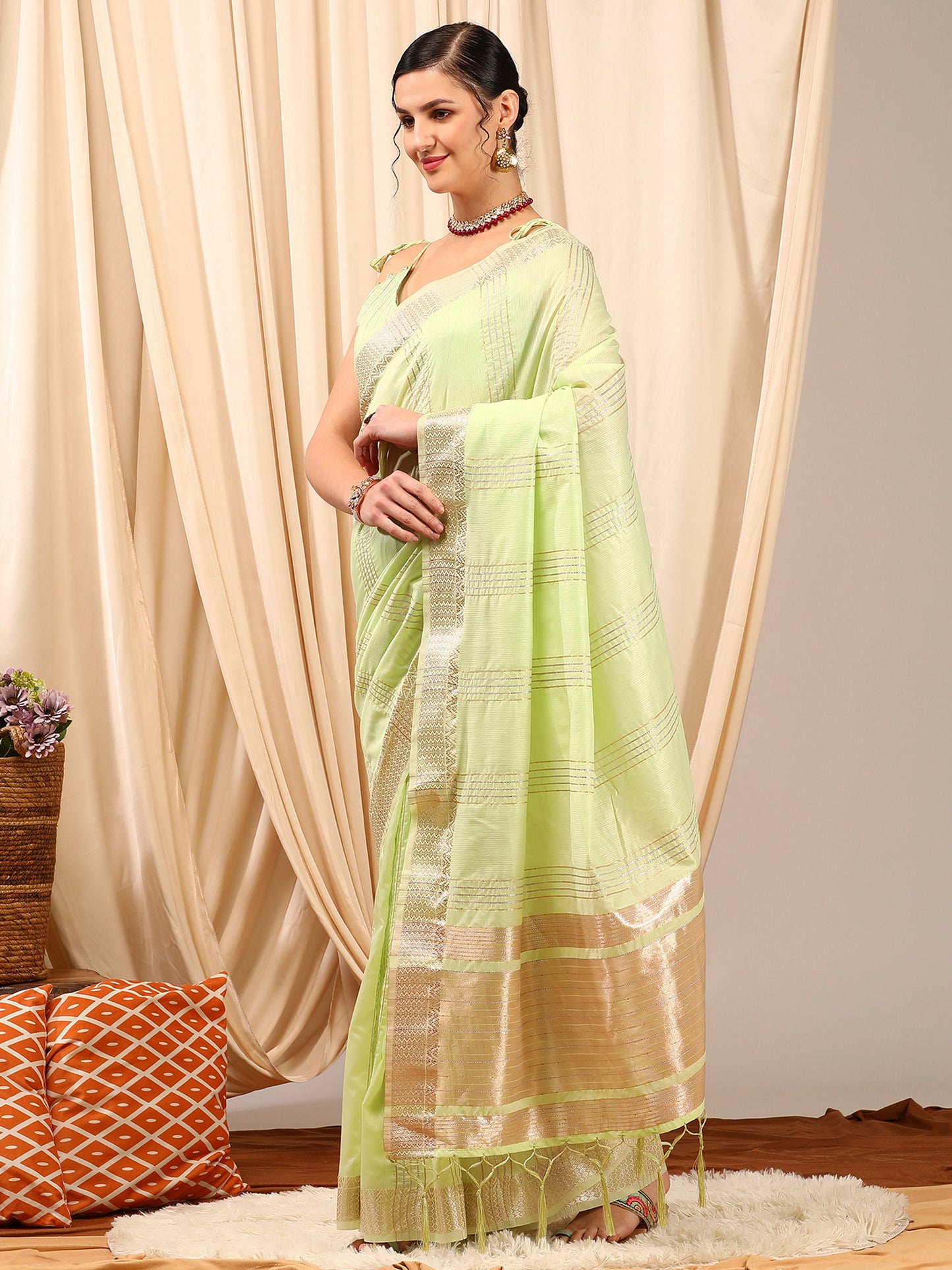 Women's Linen Light Green Woven Design Designer Saree With Blouse Piece