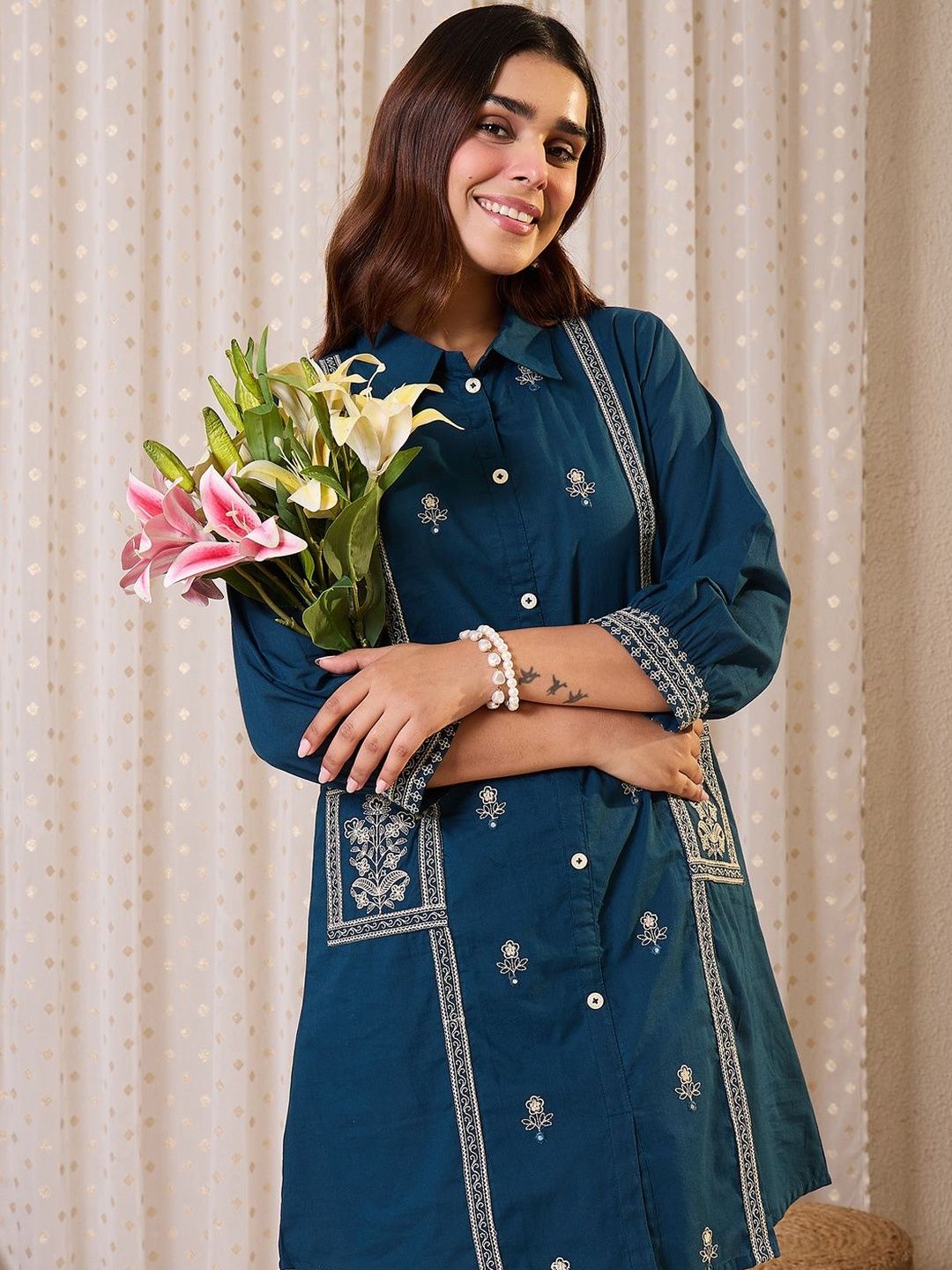 Floral Embroidered Shirt Collar Thread Work Pure Cotton Kurta & Trousers