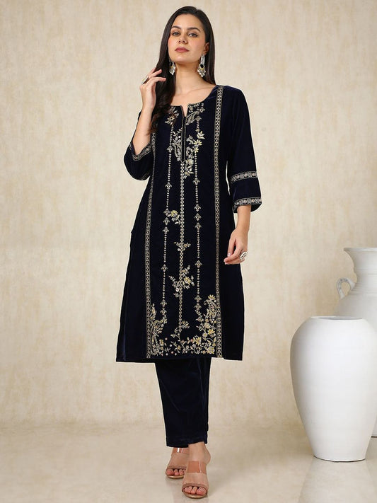 Dhiyona SO Women's Navy Blue Floral Embroidered Round Neck Regular Velvet Kurta With Trouser