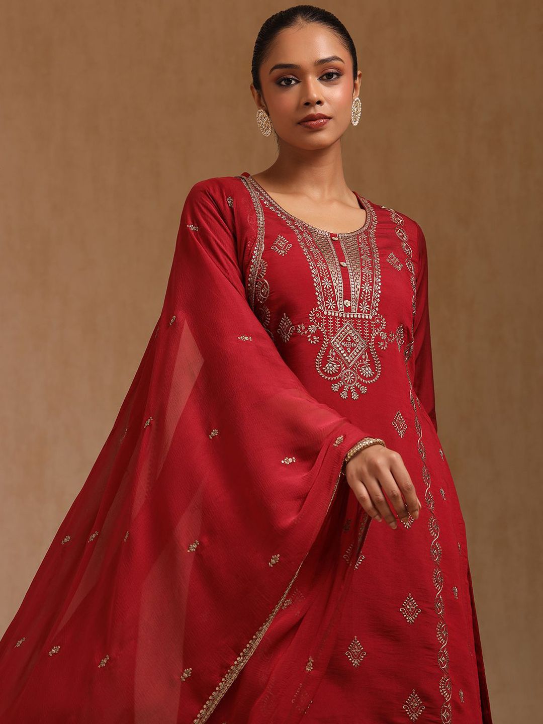 Dhiyona SO Women's Floral Embroidered Sequinned Straight Kurta with Trouser & Dupatta