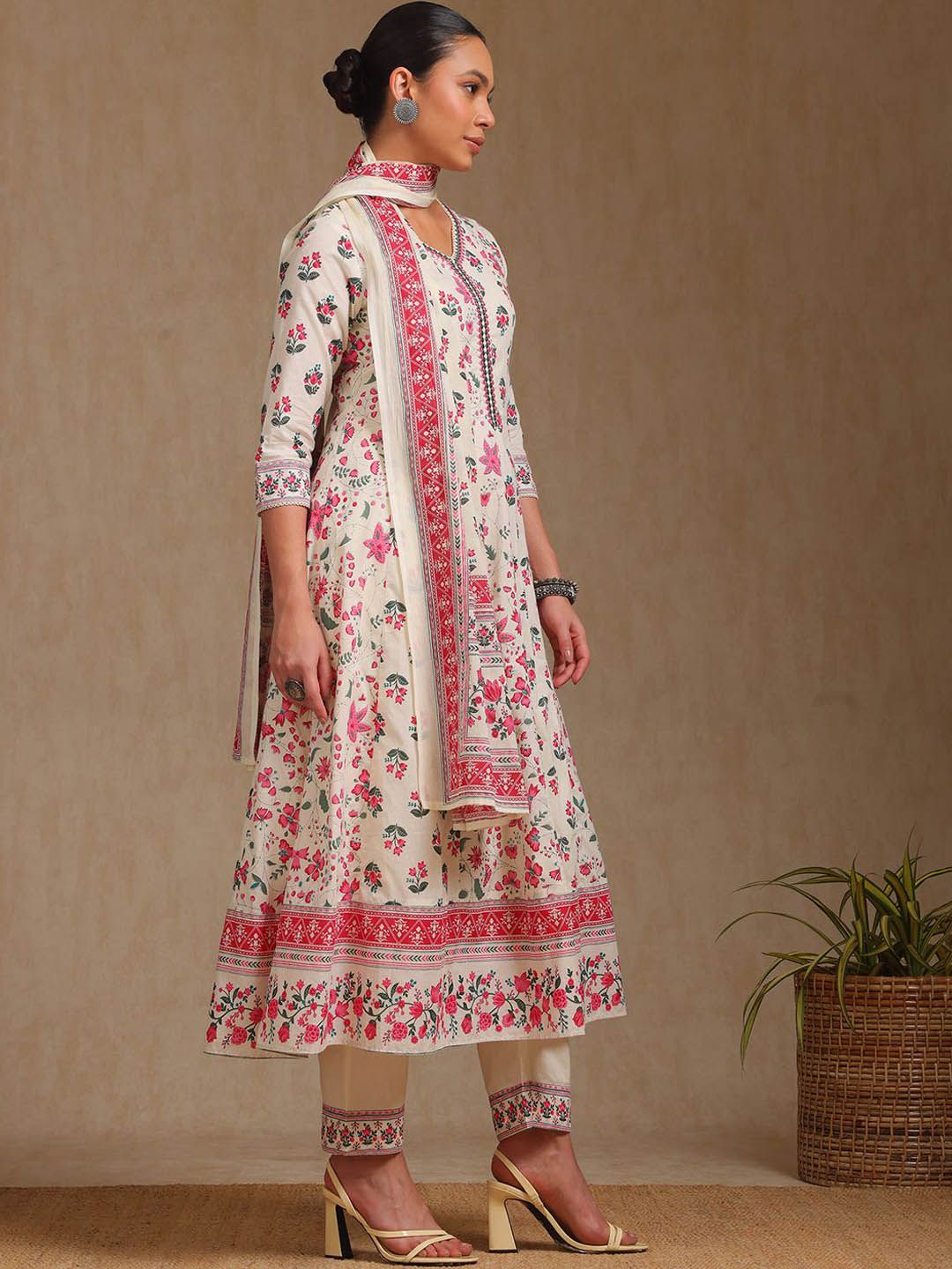 Dhiyona SO Women's Floral Printed V-Neck A-Line Kurta With Trousers And Dupatta