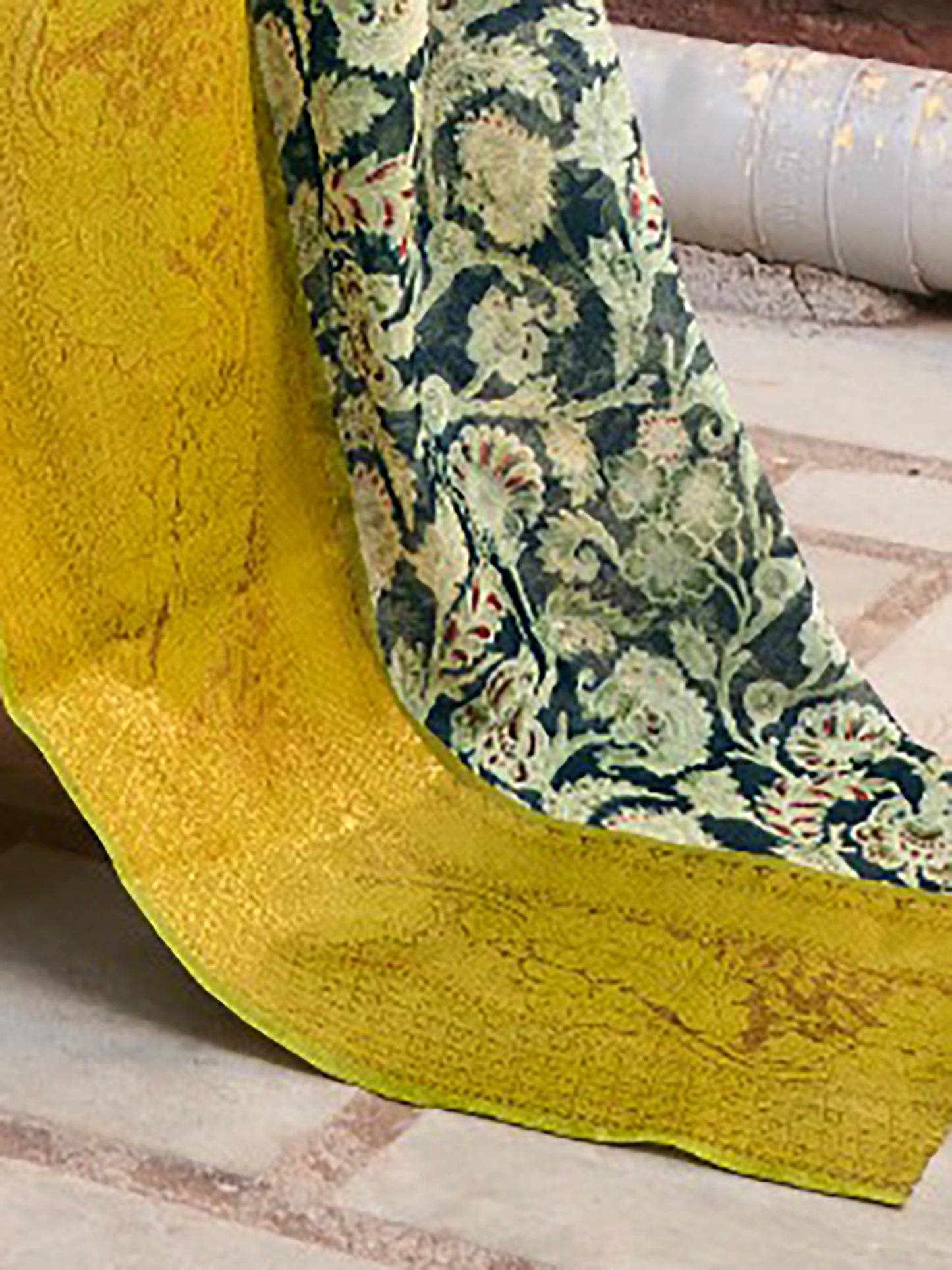 Women's Cotton Blend Teal blue Printed Designer Saree With Blouse Piece