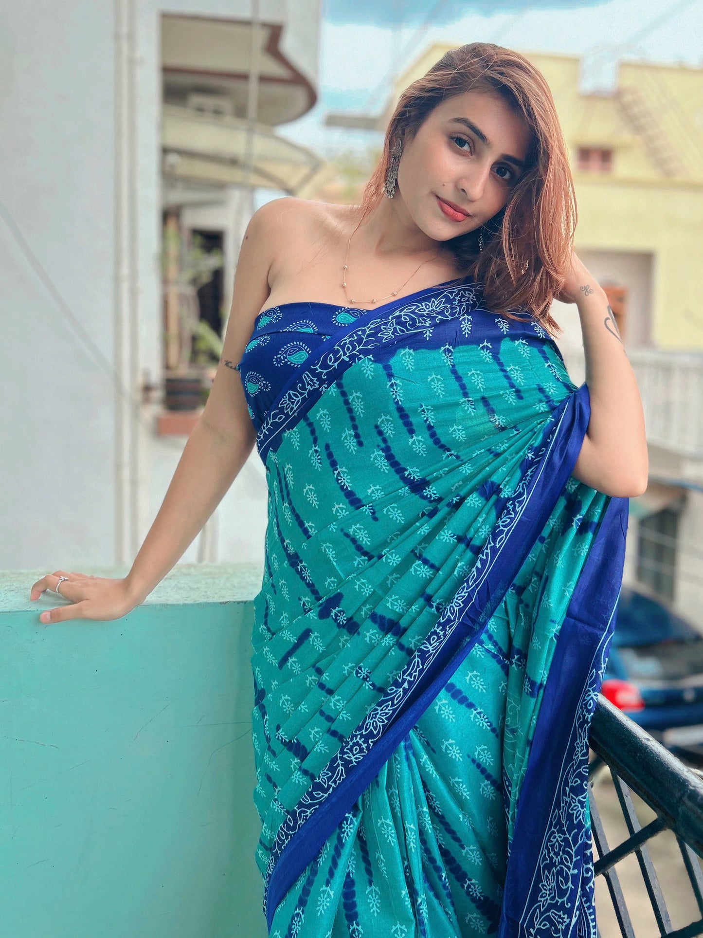 Women's Cotton Blue Printed Designer Saree With Blouse Piece