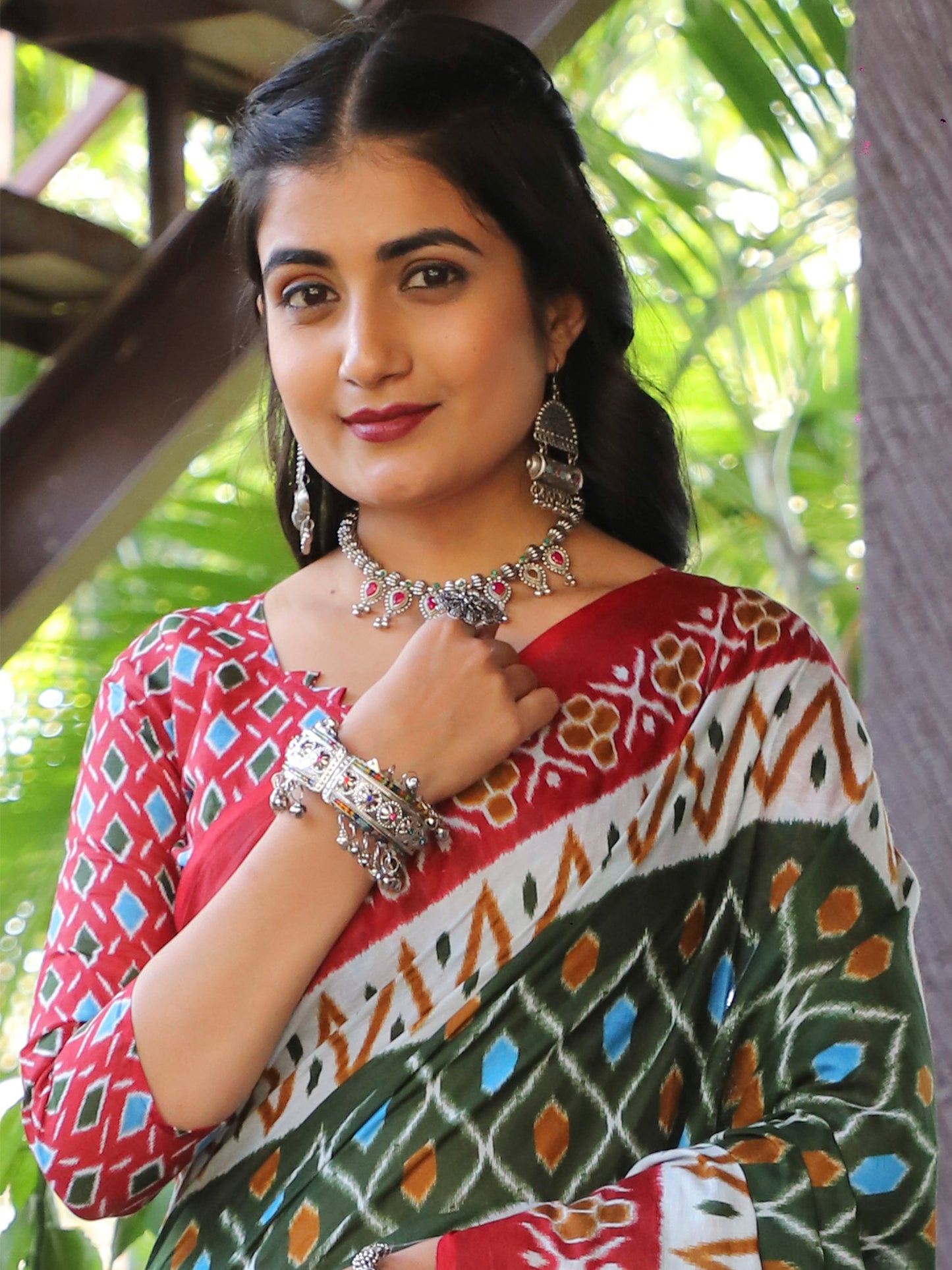 Women's Cotton Green Printed Designer Saree With Blouse Piece