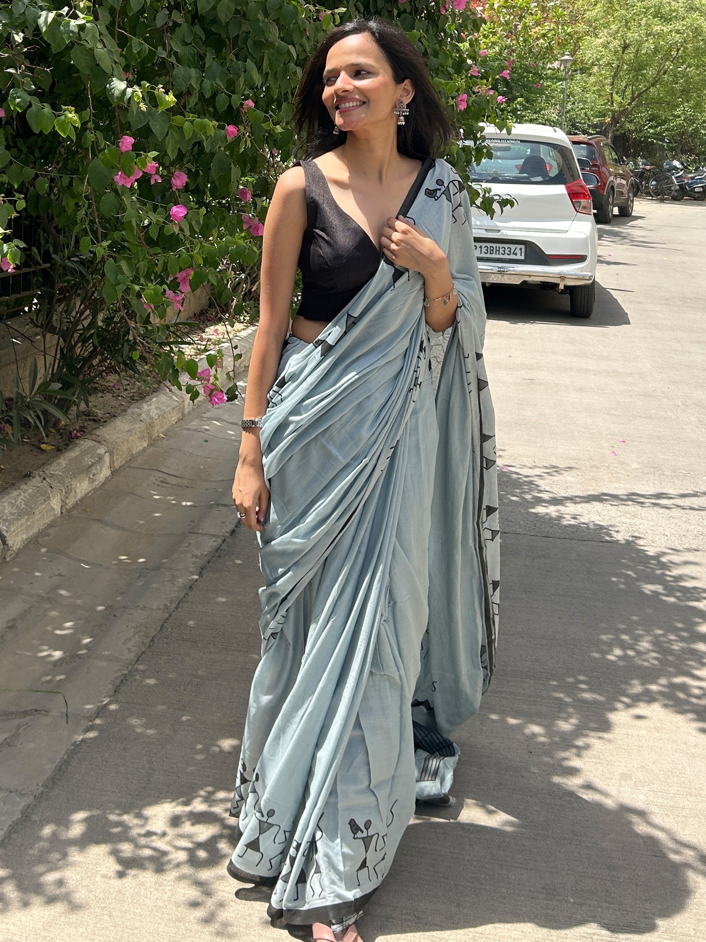 Women's Cotton Grey Printed Designer Saree With Blouse Piece