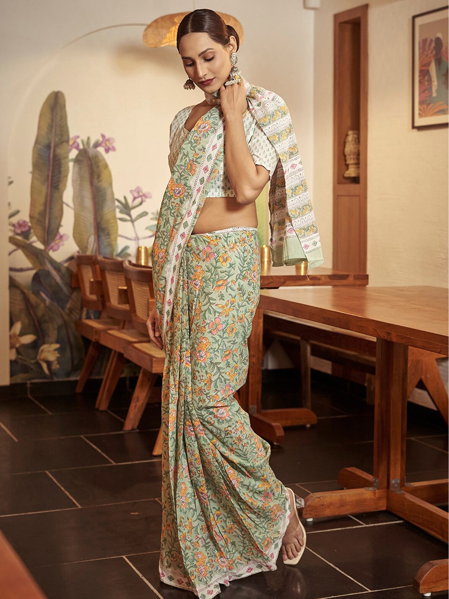 Women's Cotton Light Green Printed Designer Saree With Blouse Piece