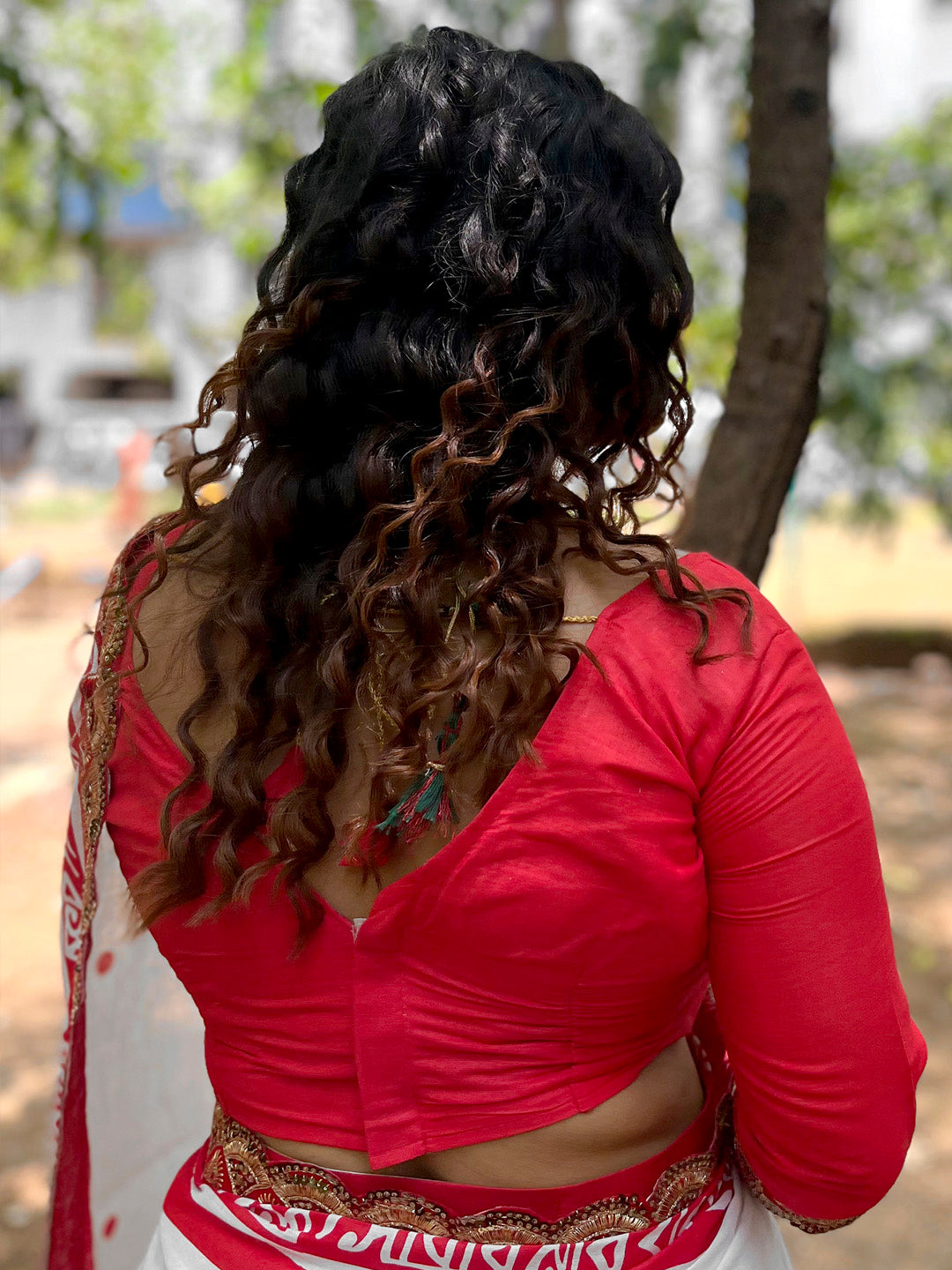 Women's Cotton Red Embellished Designer Saree With Blouse Piece