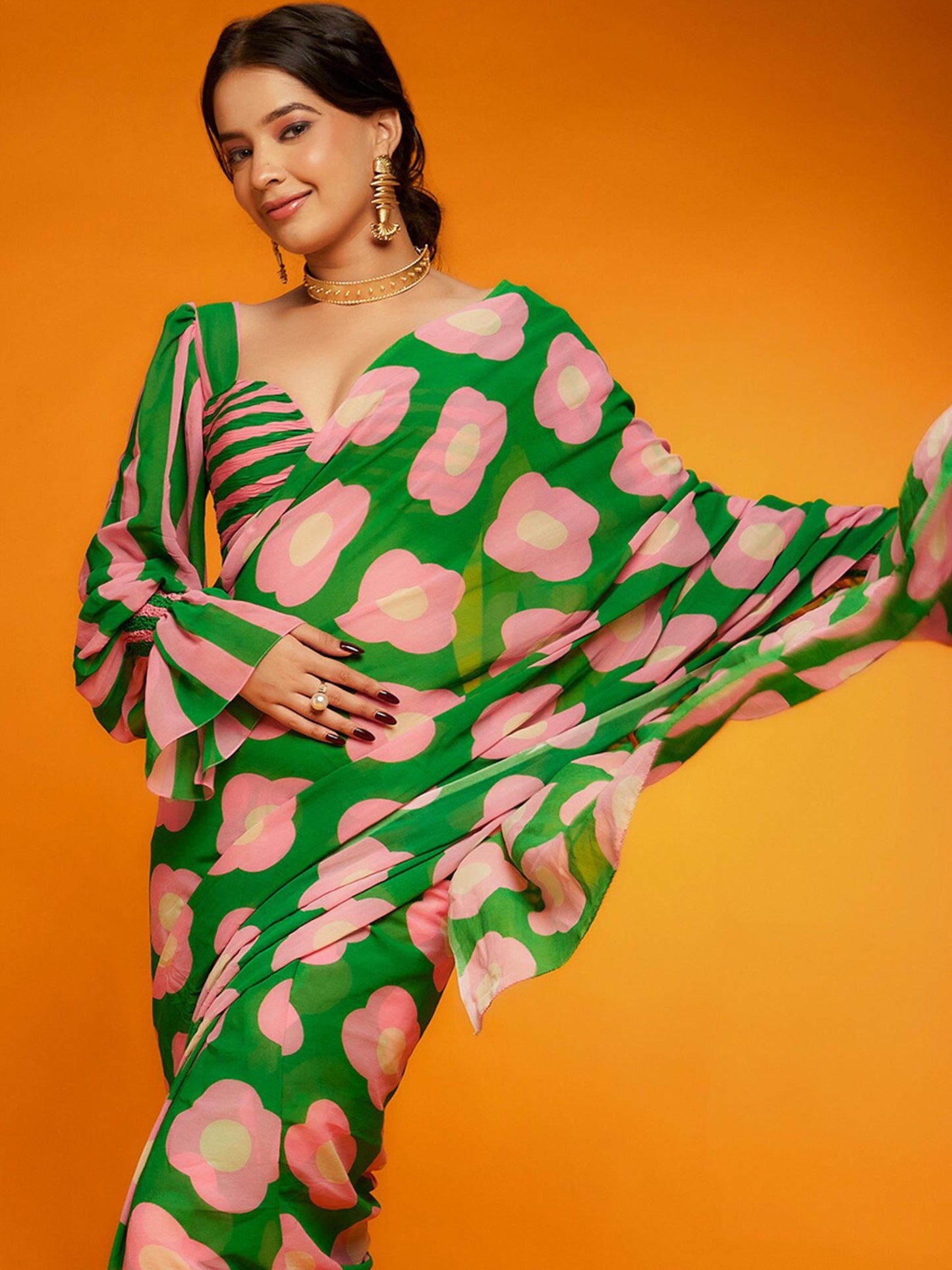 Women's Satin Green Printed Designer Saree With Blouse Piece
