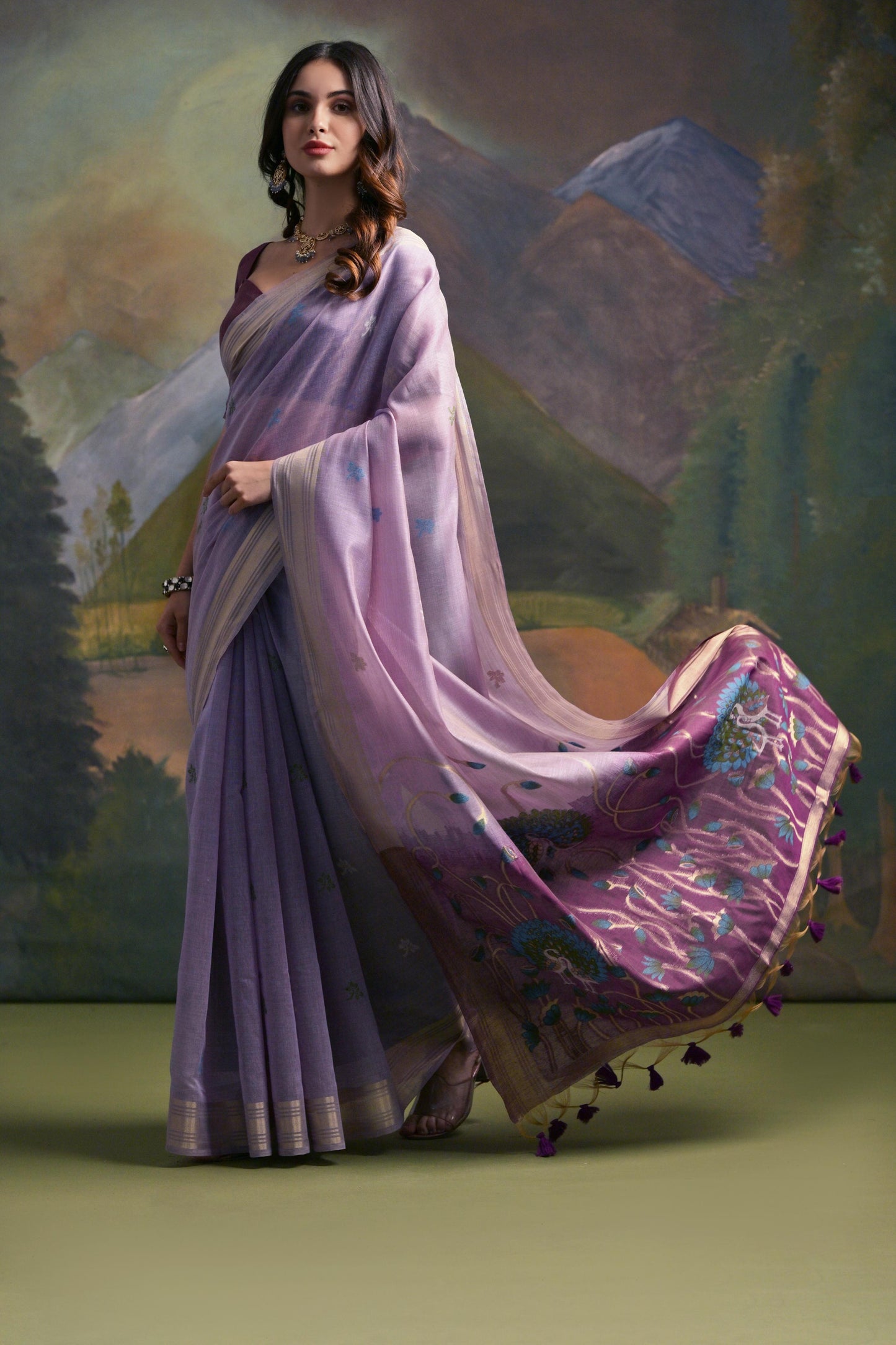 Dhiyona GR Women's Lavender Woven Muga Silk Saree