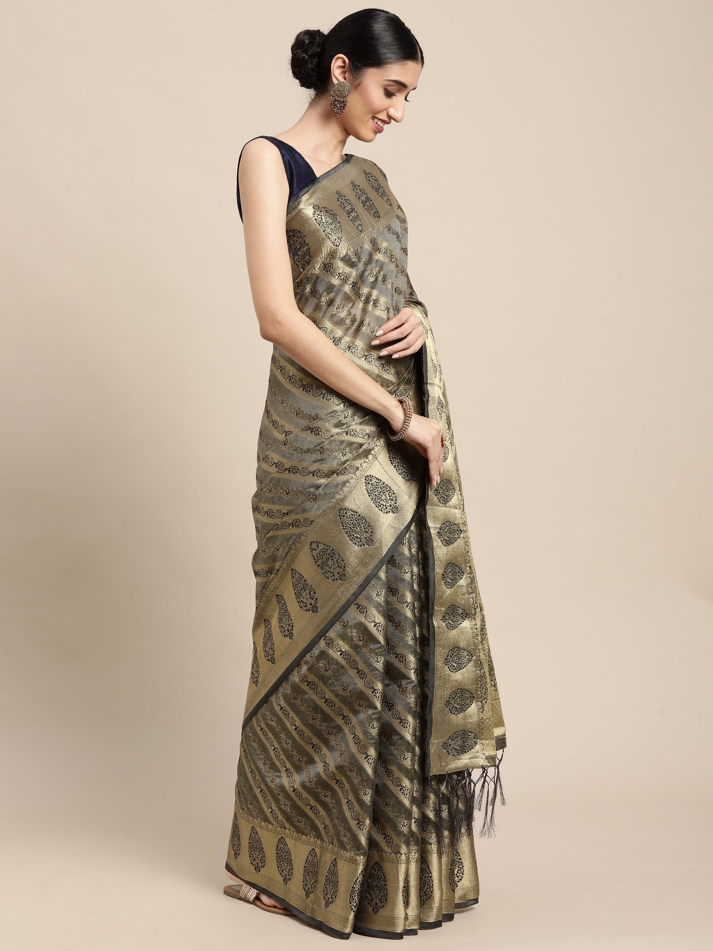 Dhiyona GR Women's Natasha Neutral Grey Organza Saree