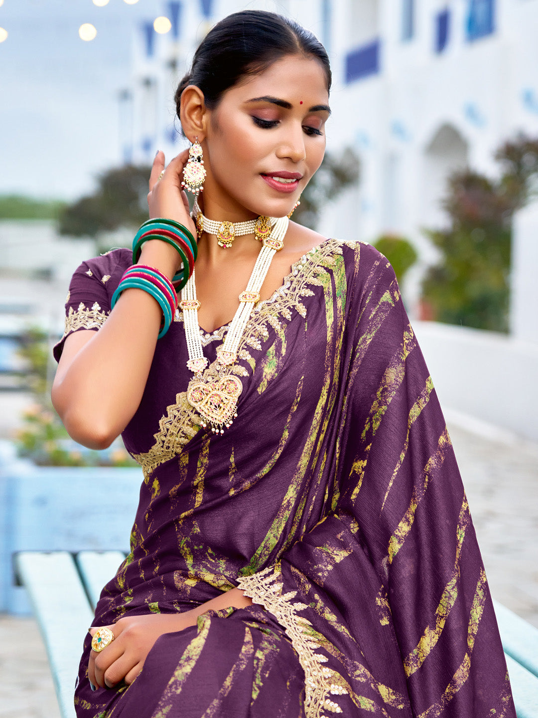 Women's Chiffon Purple Embellished Designer Saree With Blouse Piece
