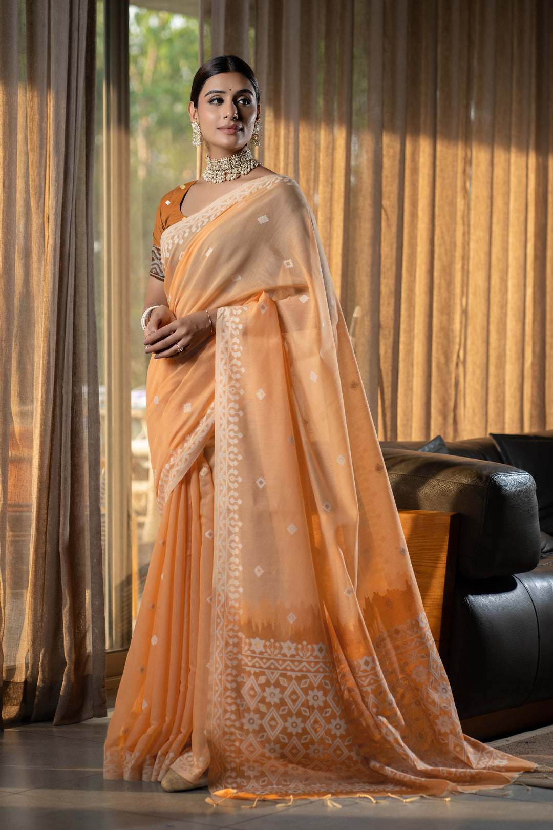 Dhiyona GR Women's Nithya Apricot Orange Mulmul Cotton Jamdani Saree