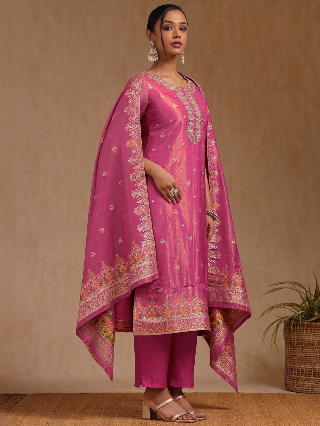 Dhiyona SO Women's Women Floral Regular Chanderi Cotton Kurta with Trousers & Dupatta