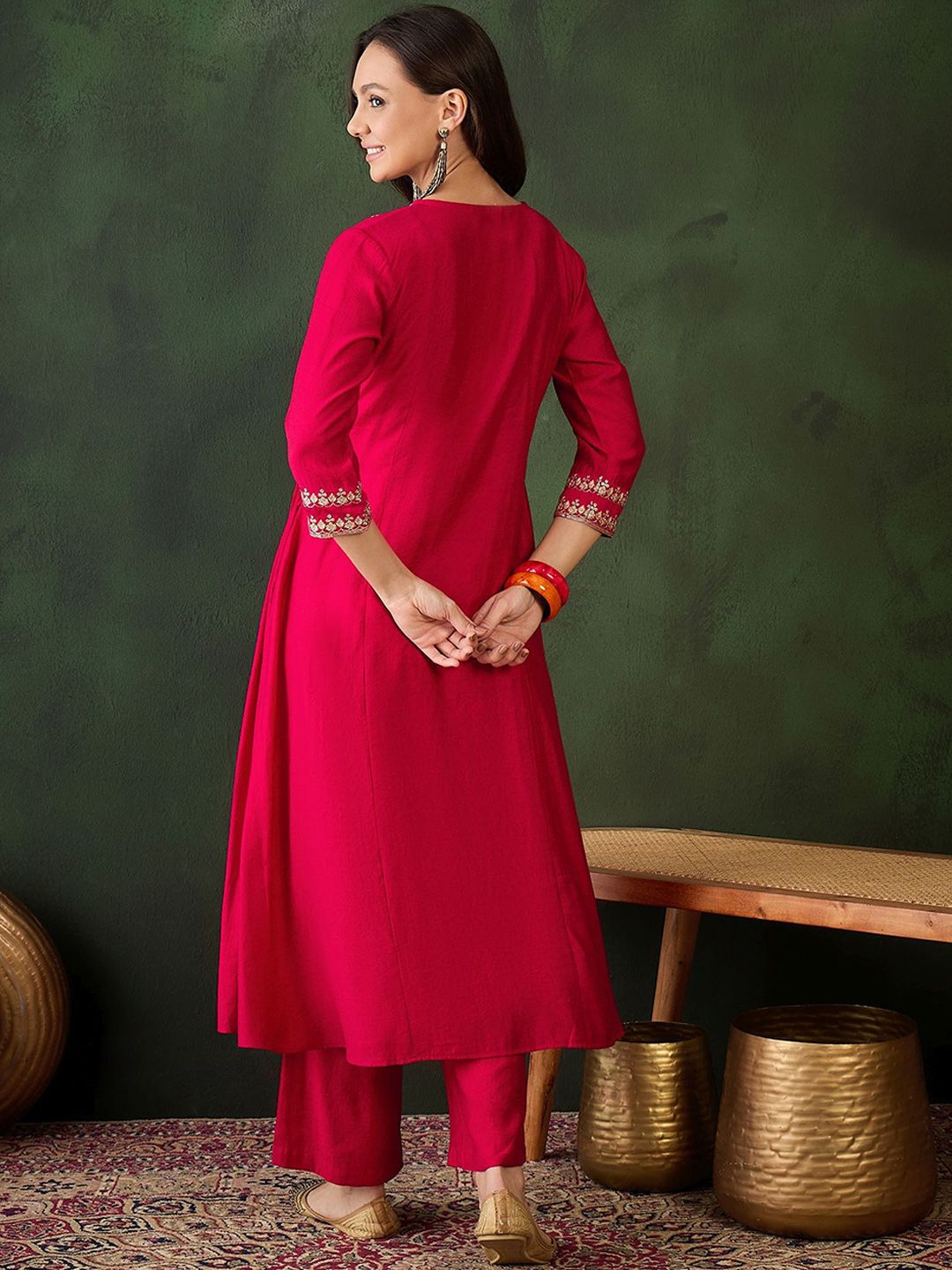 Dhiyona SN Women's Embroidered Straight Kurta & Salwar