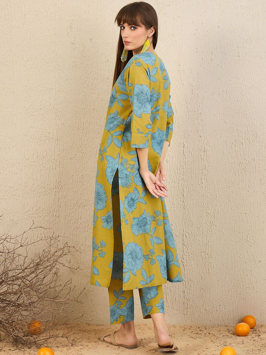 Dhiyona IE Floral Printed V-Neck A-Line Kurta with Trousers