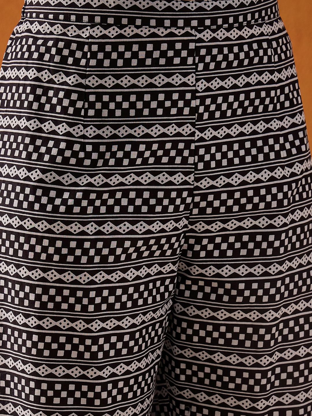 Dhiyona IE Geometric Printed Mirror Work Pure Cotton Kurta With Palazzos & Dupatta