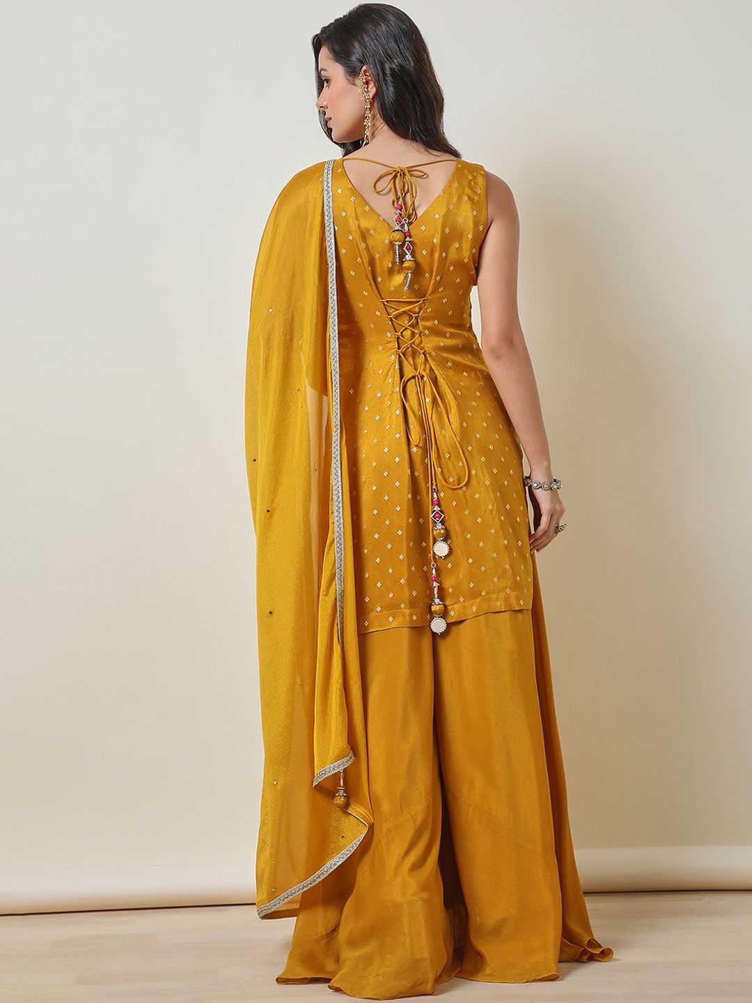 Dhiyona SO Women's Embroidered Zari Straight Kurti with Palazzos & Dupatta