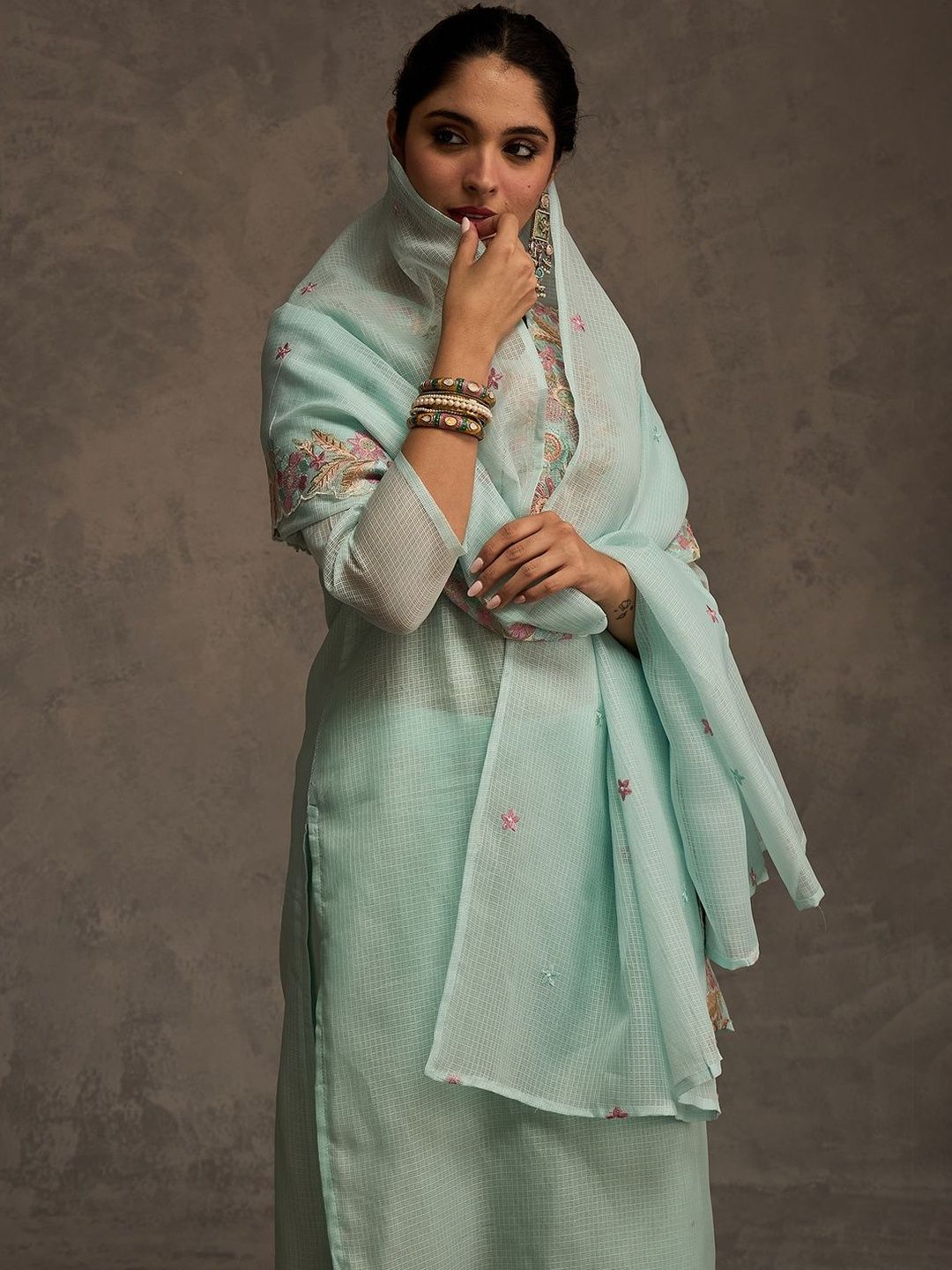 Women Floral Embroidered Kurta with Trousers & Dupatta