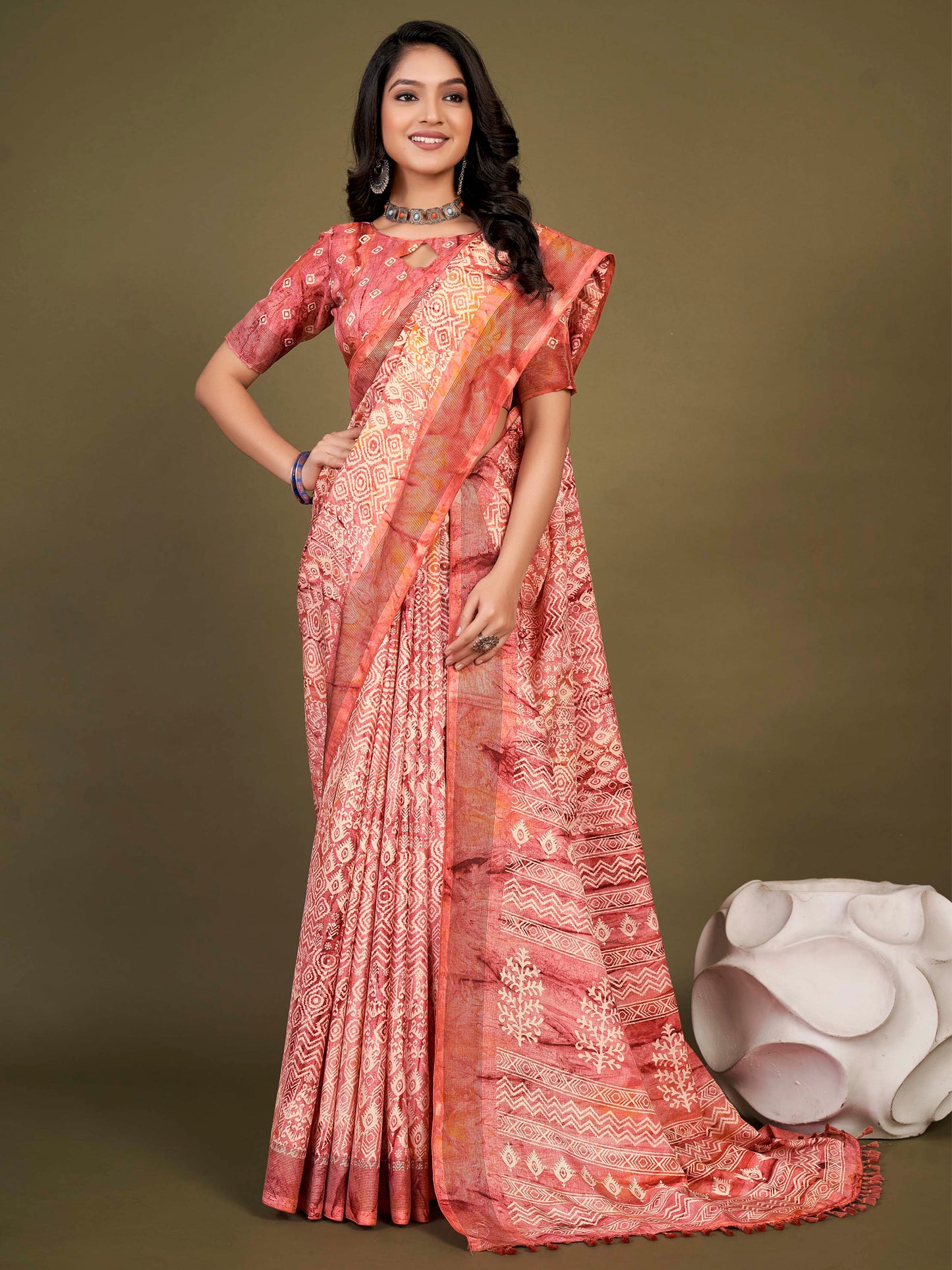 Women's Manipuri Silk Pink Printed Designer Saree With Blouse Piece