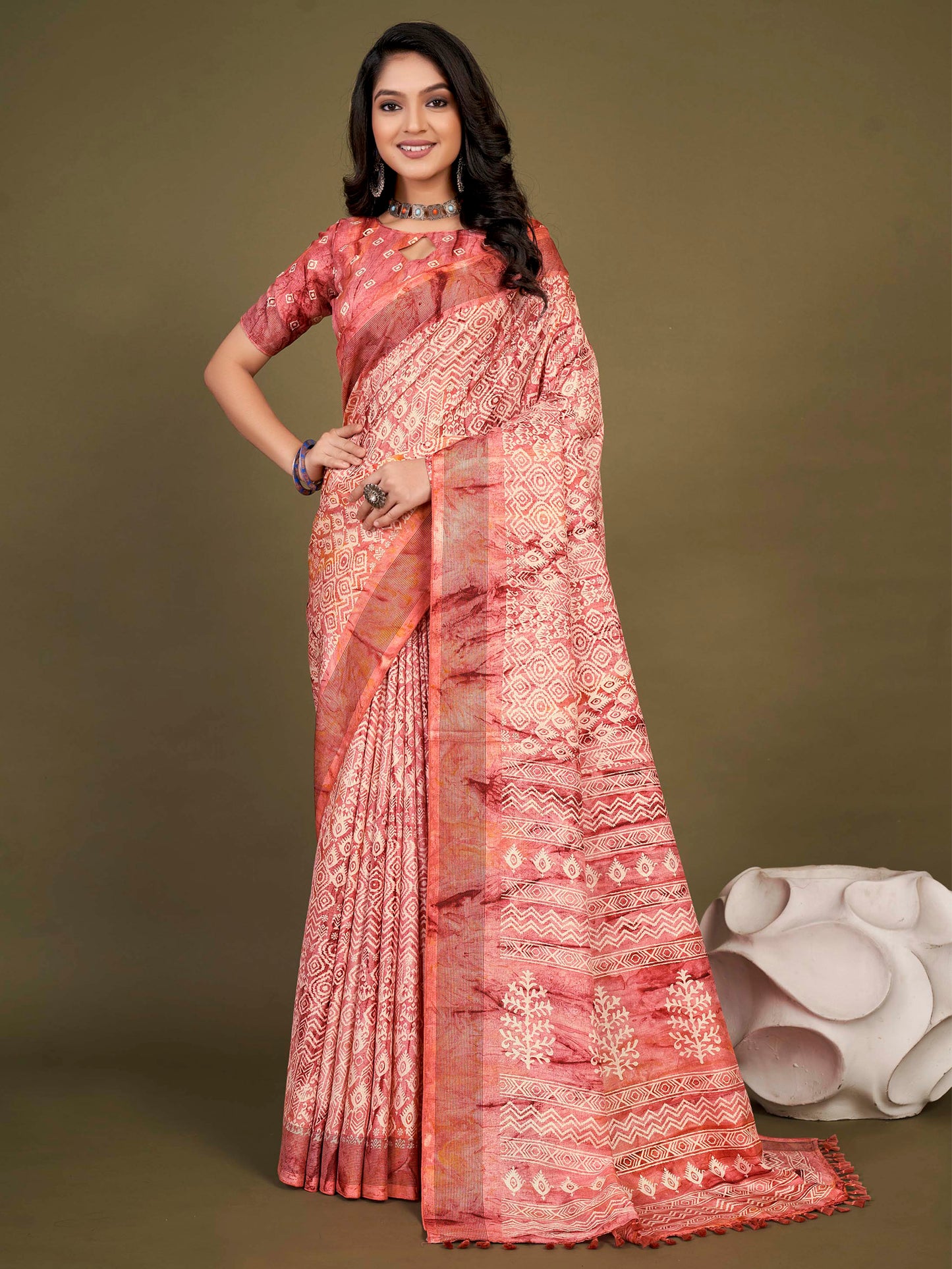 Women's Manipuri Silk Pink Printed Designer Saree With Blouse Piece
